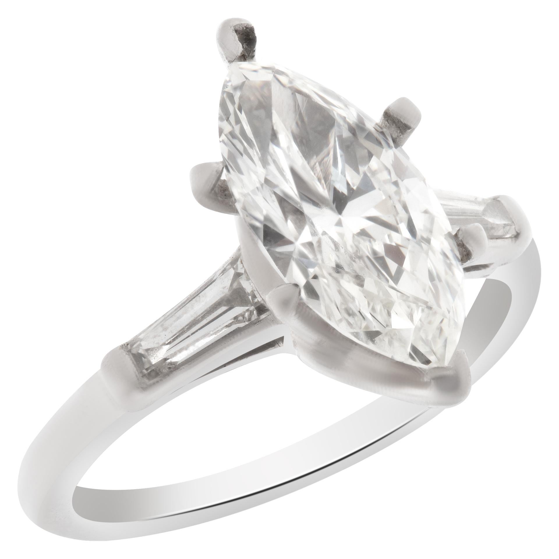 Bague en diamant marquise taille brillant certifiée GIA 1,75 carat  Excellent état - En vente à Surfside, FL