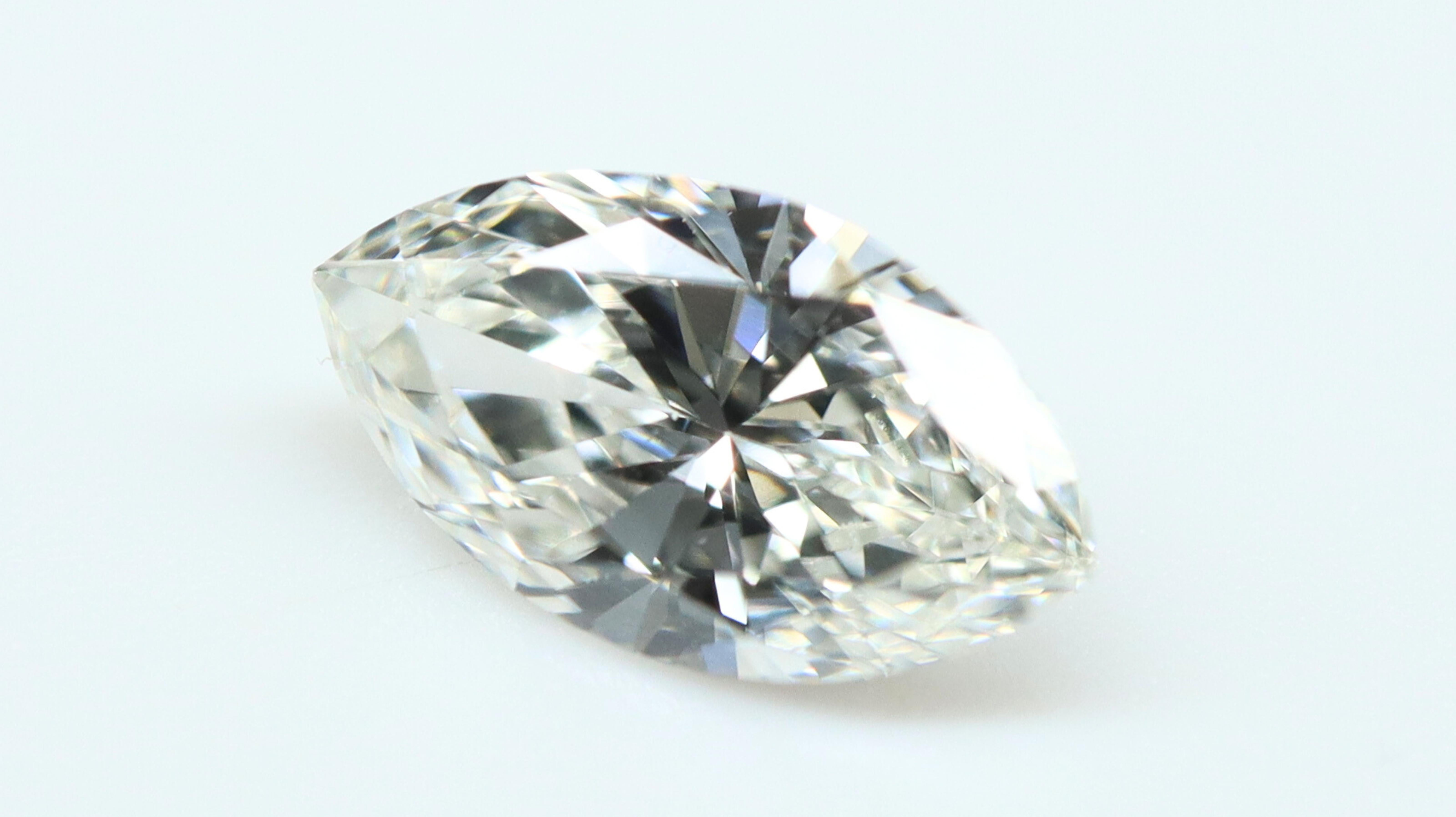 GIA-zertifizierter Marquise-Diamant 0,74 Karat  für Damen oder Herren im Angebot