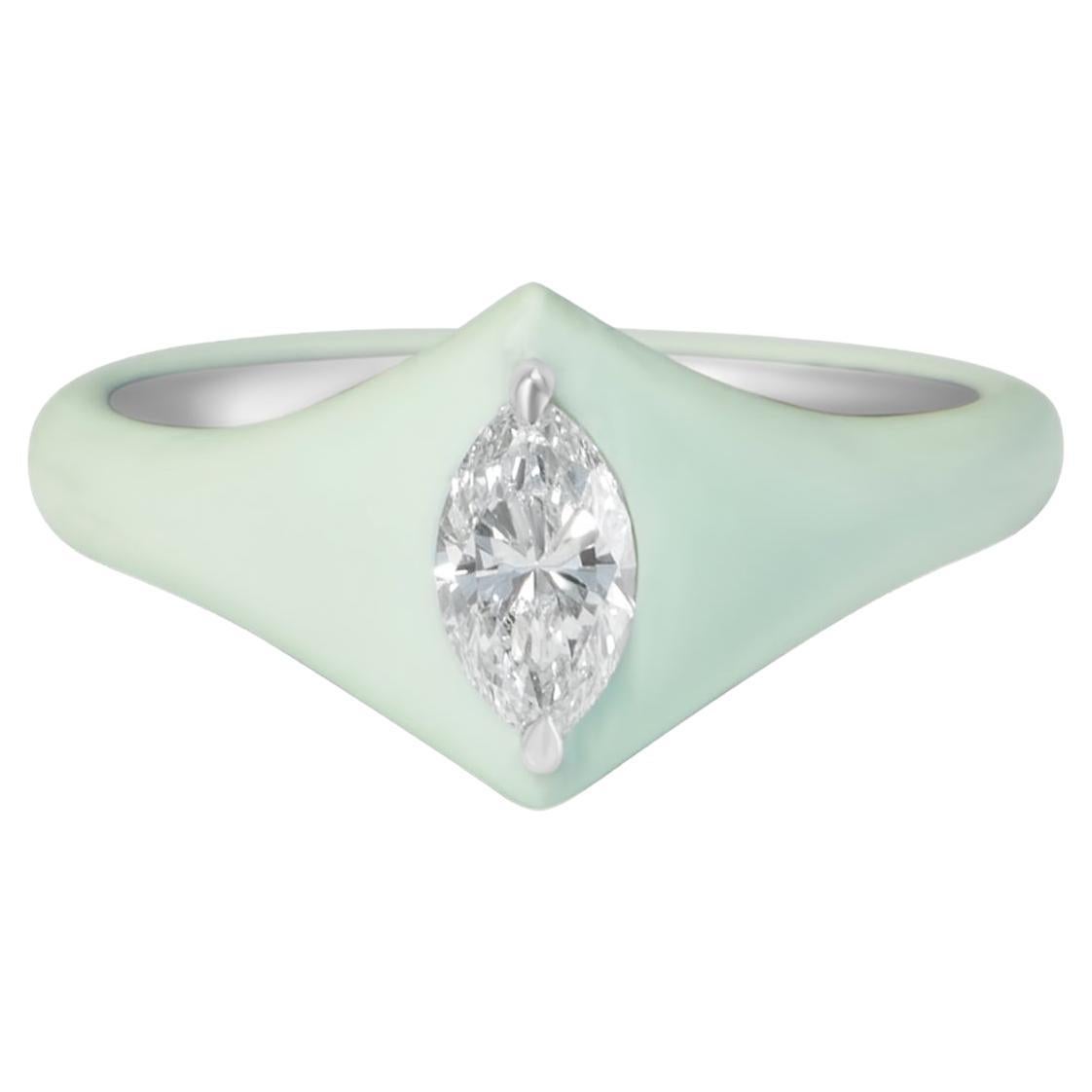 Anello con diamante marquise certificato GIA in ceramica verde chiaro e platino