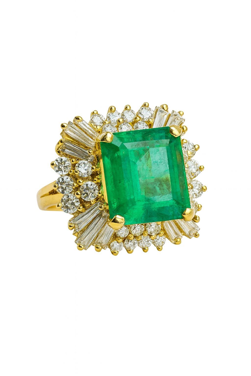 da uomo o donna Anello di fidanzamento con smeraldo colombiano certificato GIA Minor Oil in vendita