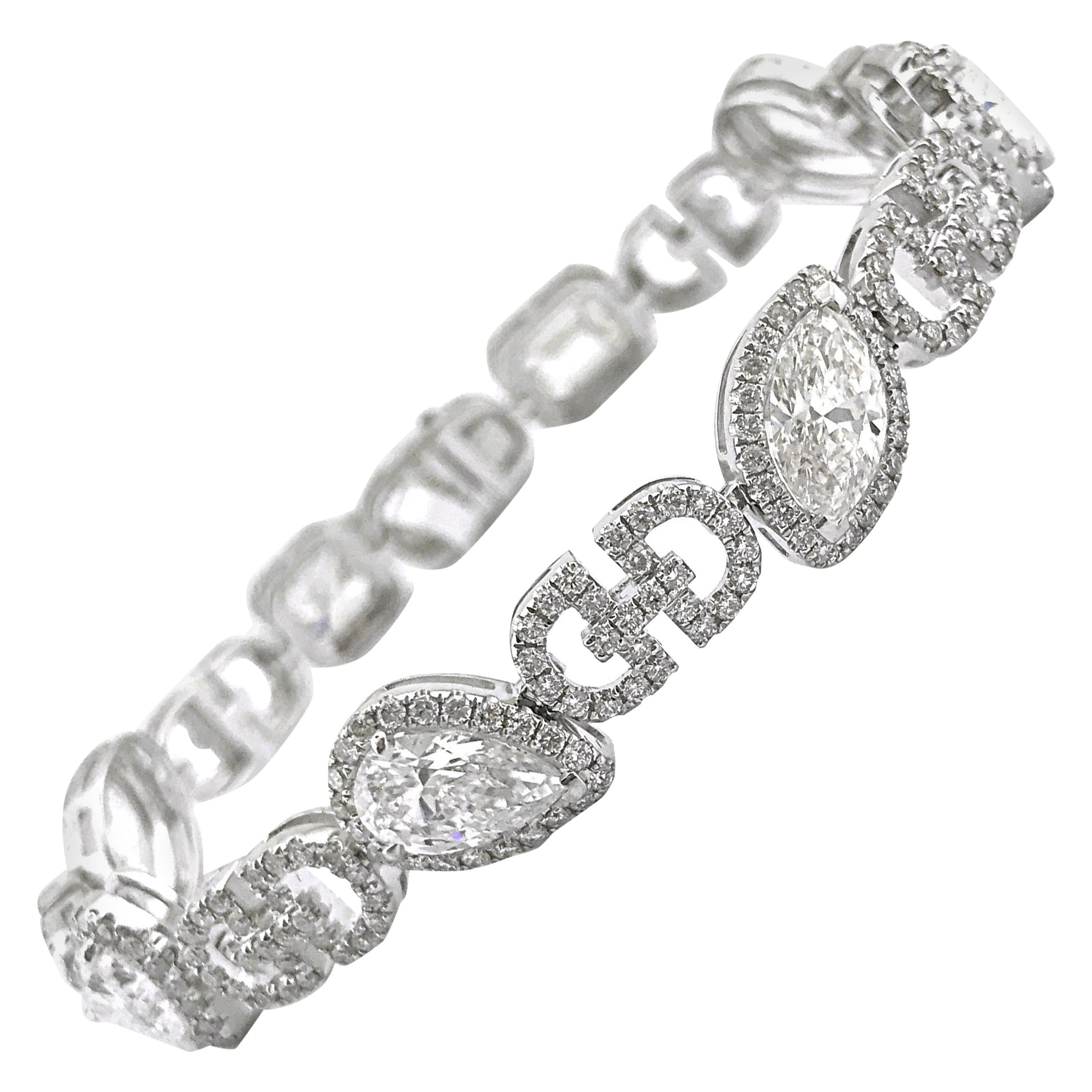 GIA Certified Mixed Cut Diamond Bracelet, 11.41 Carat For Sale