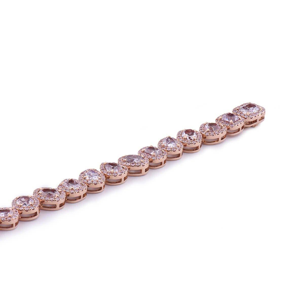 MIXED CUT FANCY PINK DIAMOND BRACELET - 7.33 CT


Set in 18KT Pink gold


Total diamond weight: 7.33 ct
[ 457 diamonds ]
Color: Very light pink - Faint Pink - Brownish / Purplish Pink - Fancy Pink - Orangy pink
Clarity: SI1-I1

All 27 diamonds are