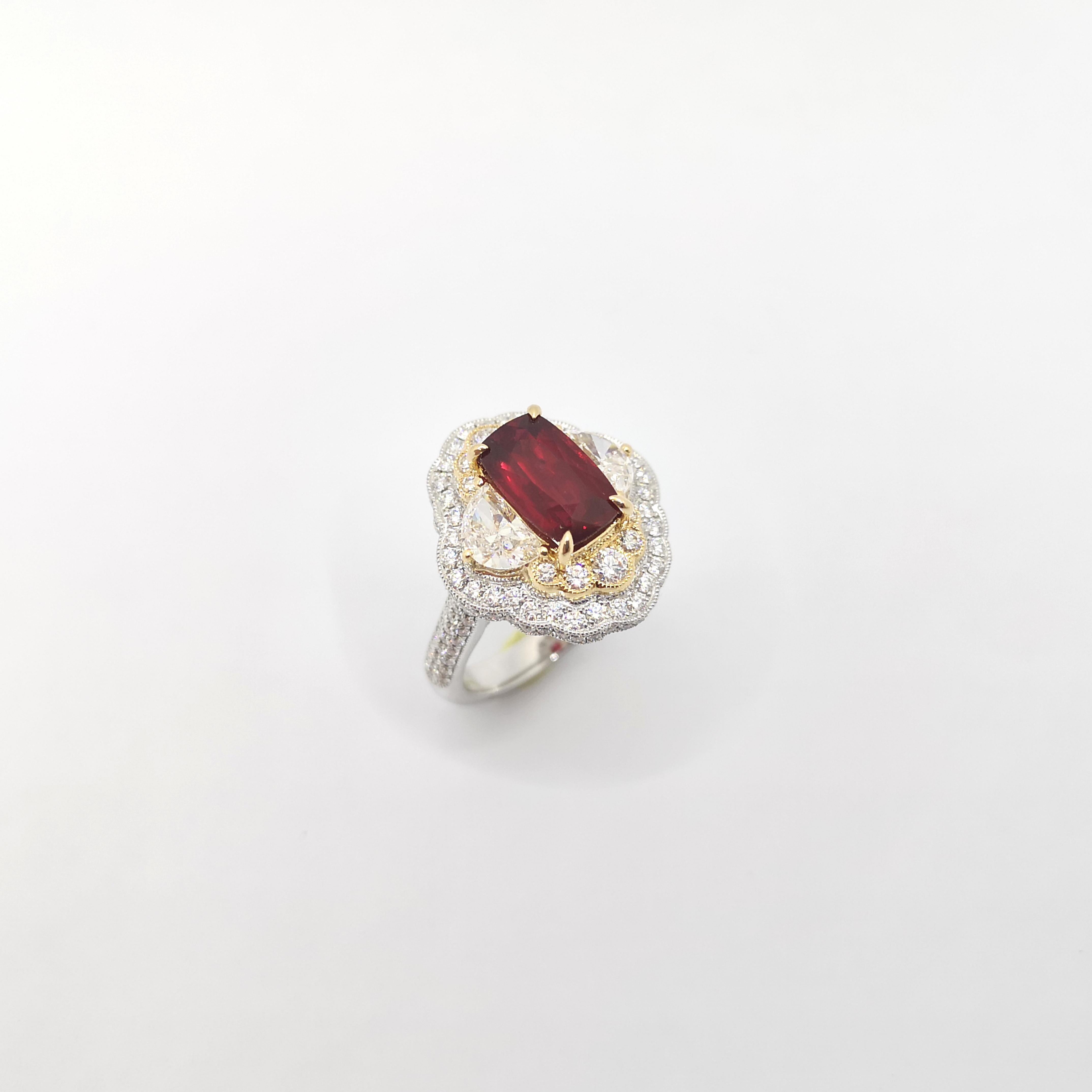 GIA-zertifizierter Mosambik-Rubin mit unerhitztem Rubin und Diamantring aus 18 Karat Weißgold im Angebot 5