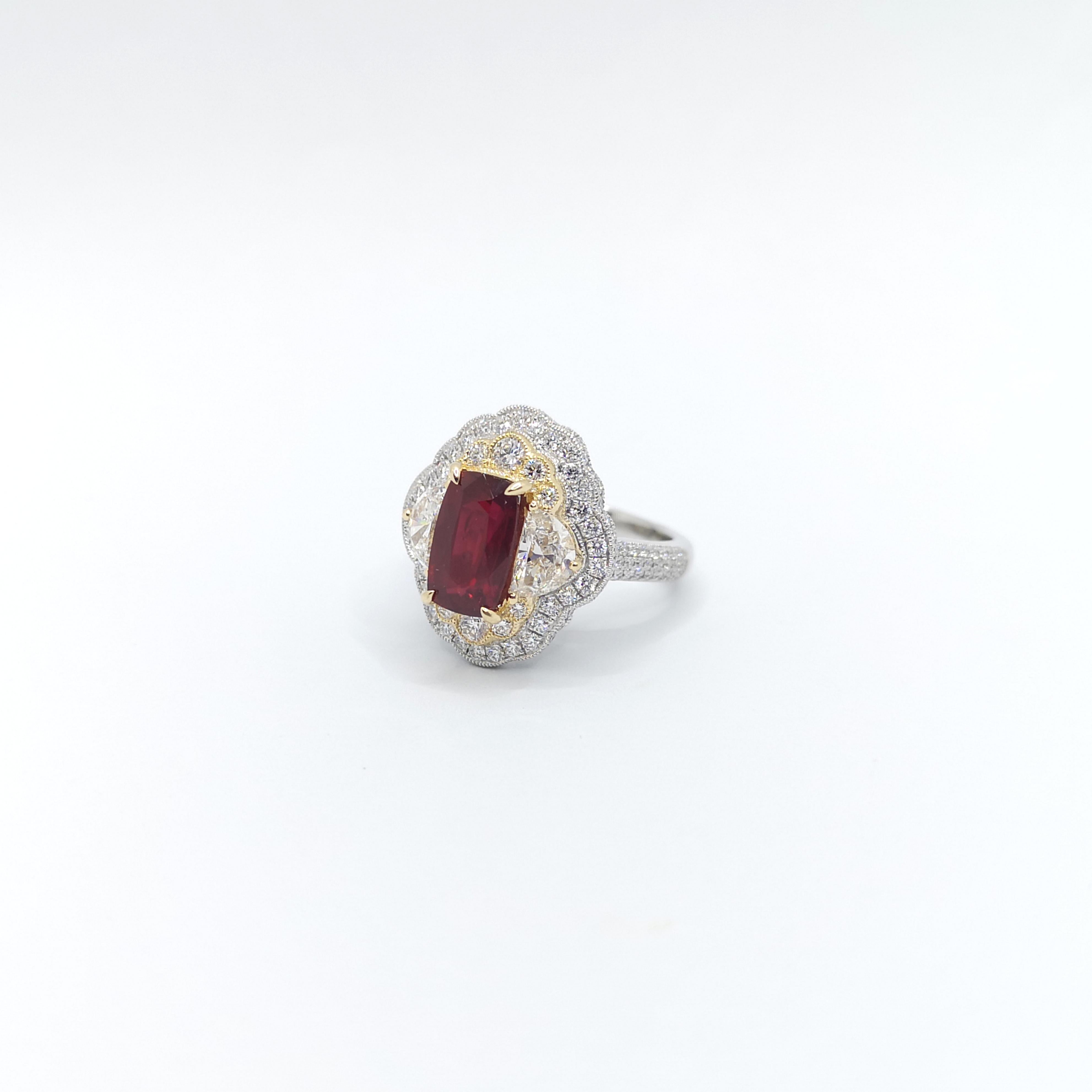 GIA-zertifizierter Mosambik-Rubin mit unerhitztem Rubin und Diamantring aus 18 Karat Weißgold im Angebot 3