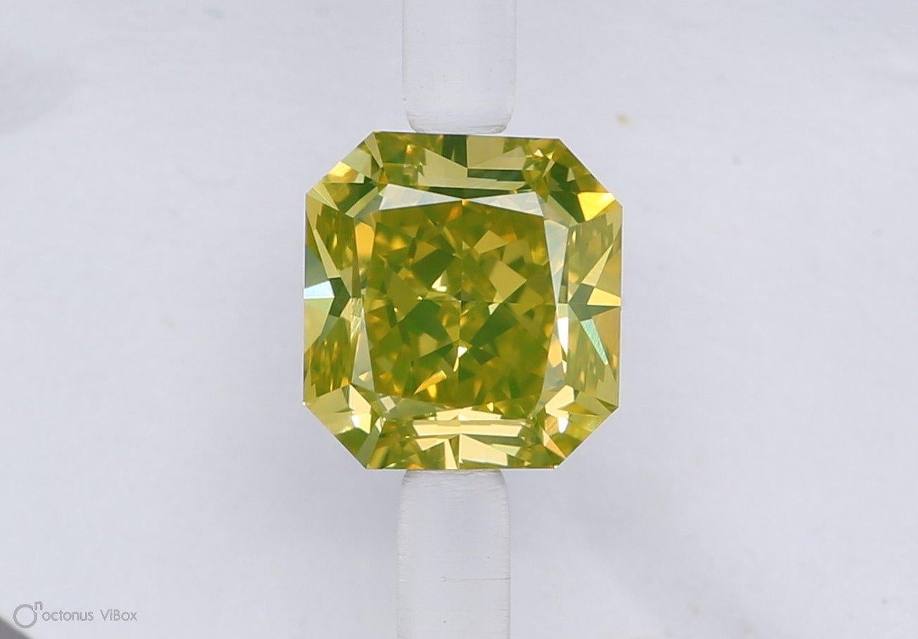Women's or Men's GIA Certified Natural 1.12ct Fancy Vivid Greenish Yellow Diamond For Sale