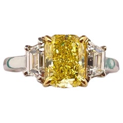 GIA Certified Natural 2.12 CT Fancy Vivid Yellow Radiant Diamond Engagement Ring