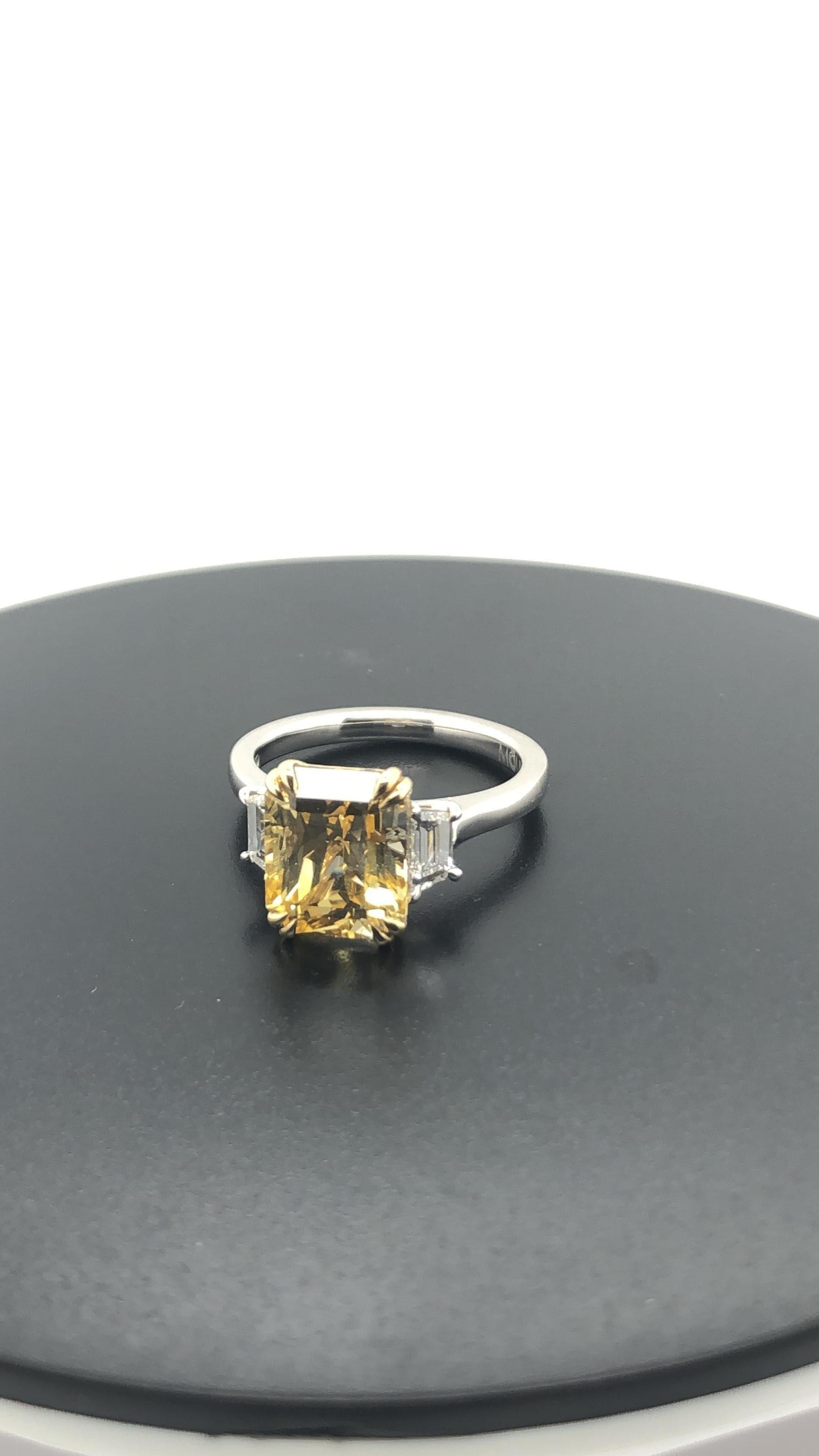 GIA Certified Natural 4.91 Carat Radiant Yellow Sapphire and Diamond Dress Ring In New Condition For Sale In Sydney, NSW