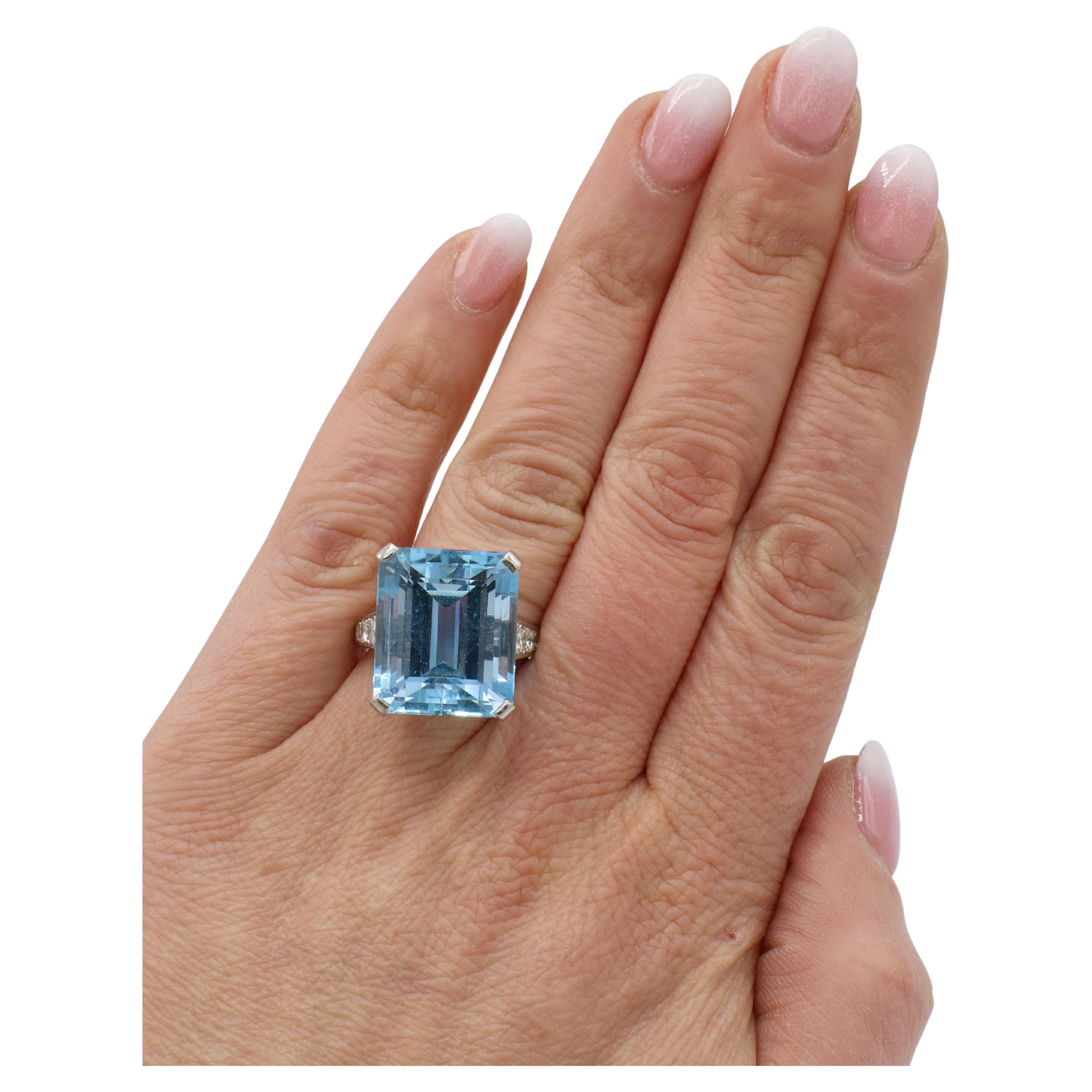 Women's GIA Certified Natural Aquamarine & Diamond Retro Platinum Cocktail Ring  For Sale