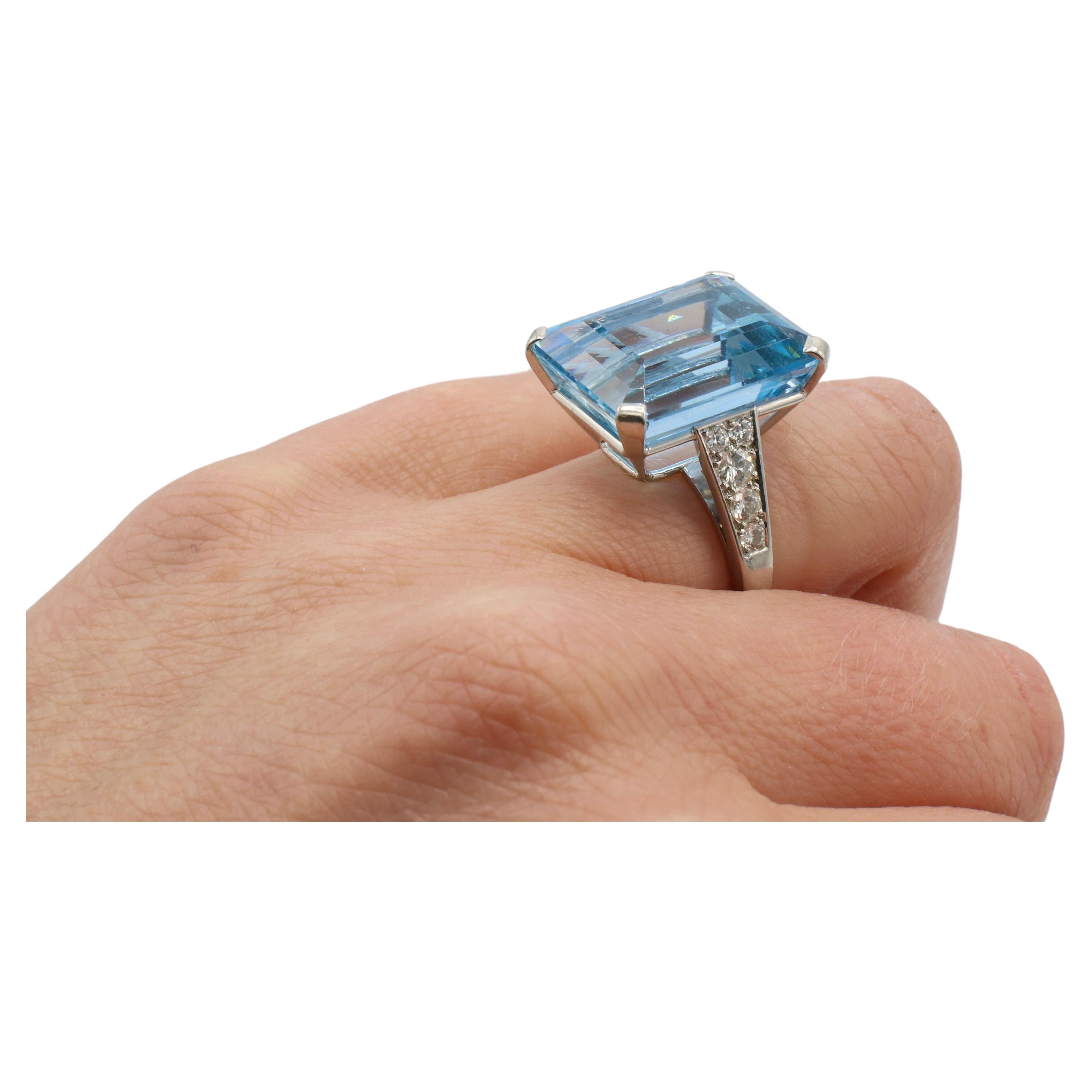 GIA Certified Natural Aquamarine & Diamond Retro Platinum Cocktail Ring  For Sale 1