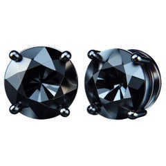 GIA Certified Natural Black Diamond Studs in 18K Black Gold 4 Carat Round Cut (Clous d'oreilles en diamant noir certifié GIA)