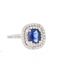 Bague en or blanc avec saphir bleu naturel certifié par le GIA et diamant