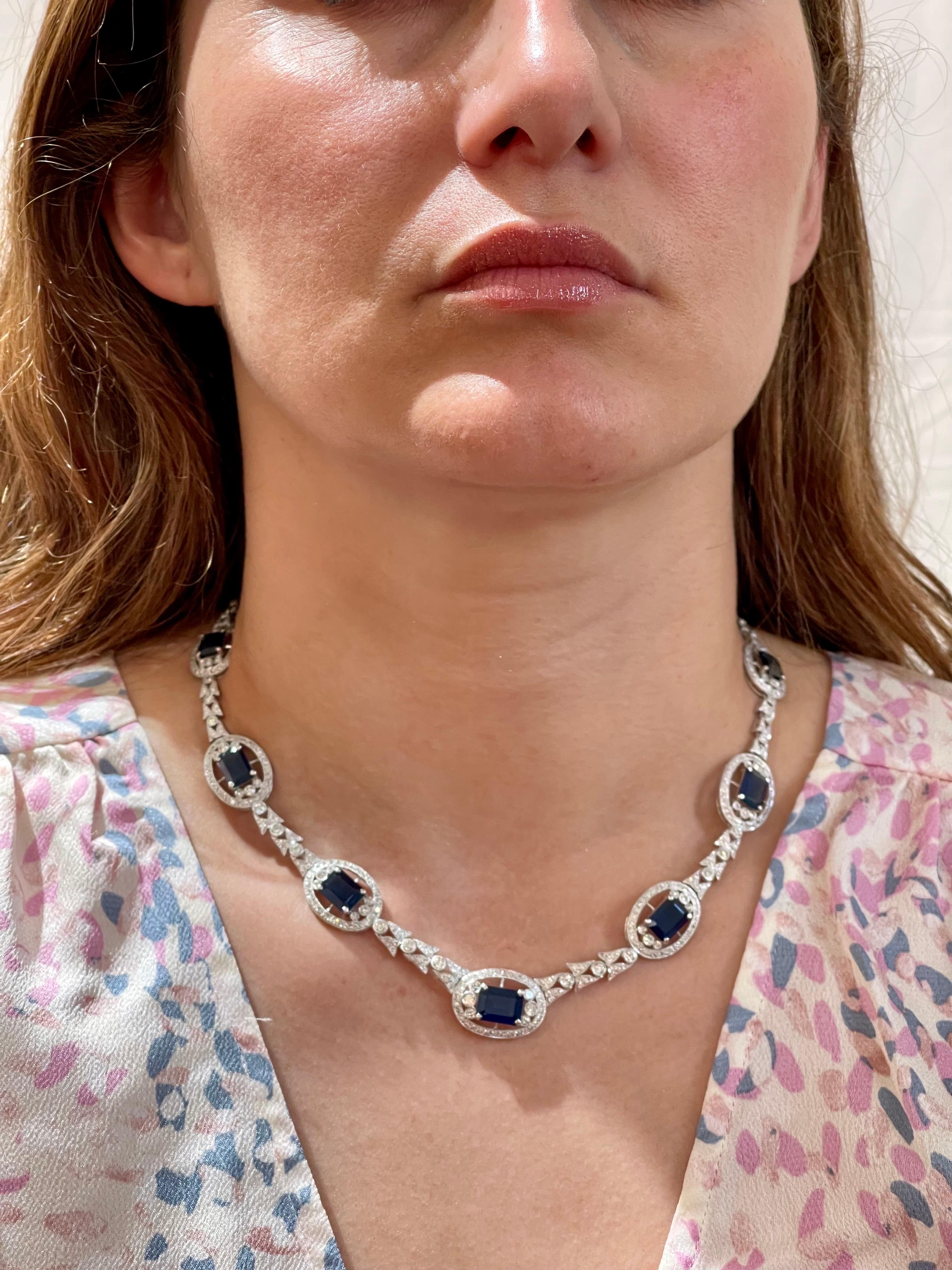 GIA zertifiziert natürlichen blauen Saphir & Diamant-Halskette 18 Kt Weißgold, Estate (Smaragdschliff) im Angebot