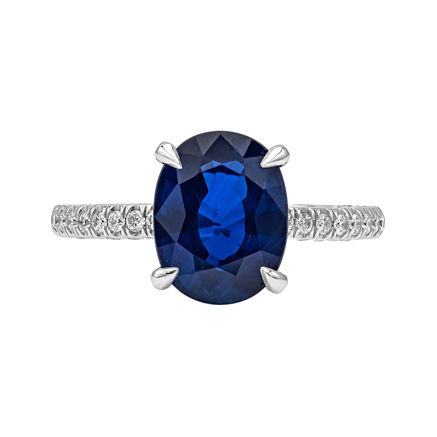 GIA Certified 3.84 carats Natural Blue Sapphire Engagement Ring with Side Stones