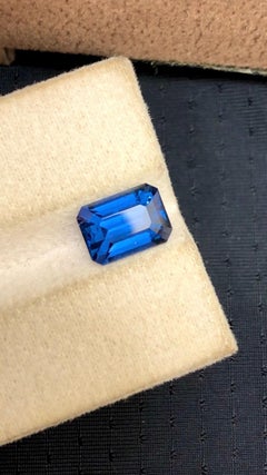 GIA Certified Natural Blue Spinal 3.50 Carat Form Tanzania