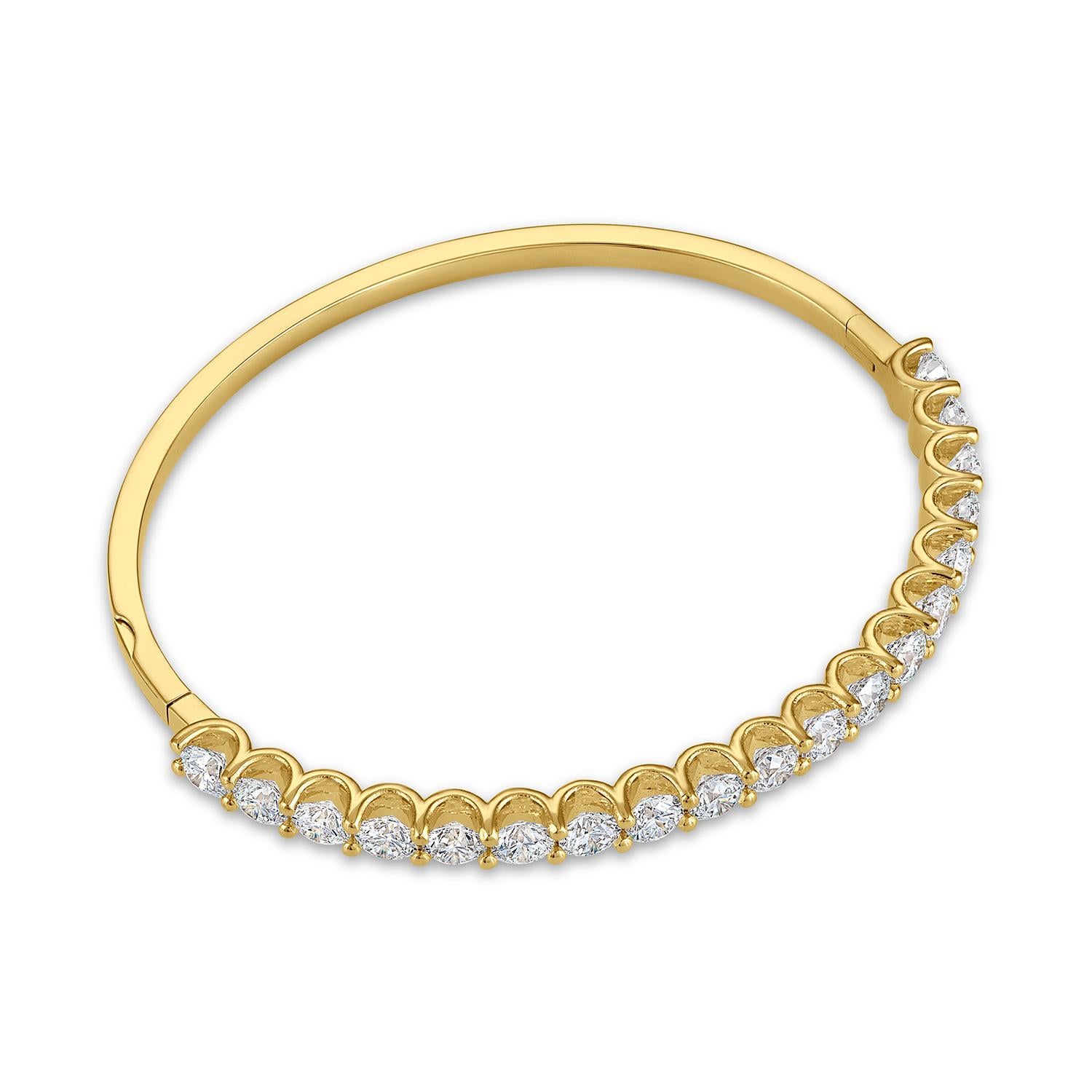 GIA-zertifizierter natürlicher runder Brillant-Diamant Halbmond-Armreif im Zustand „Neu“ in Boca Raton, FL