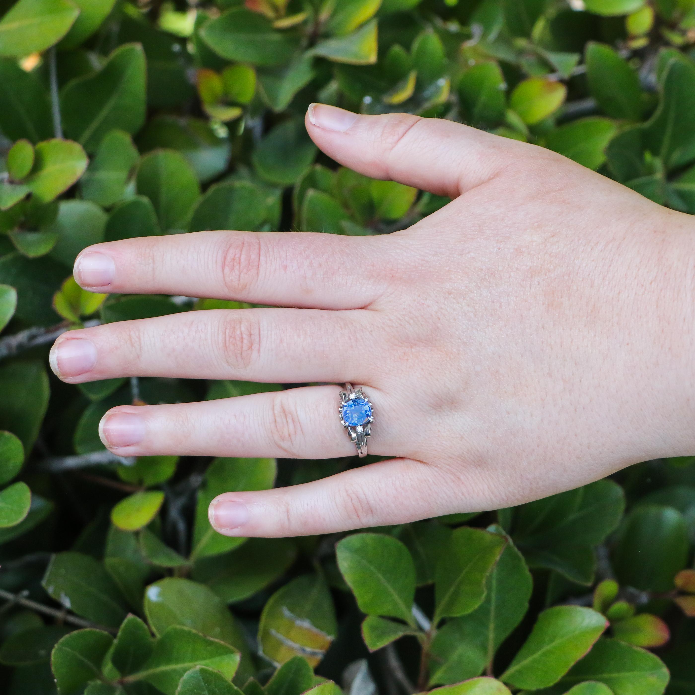 Art Deco GIA Certified Natural Ceylon Sapphire Ring 2.74 Carat Platinum For Sale