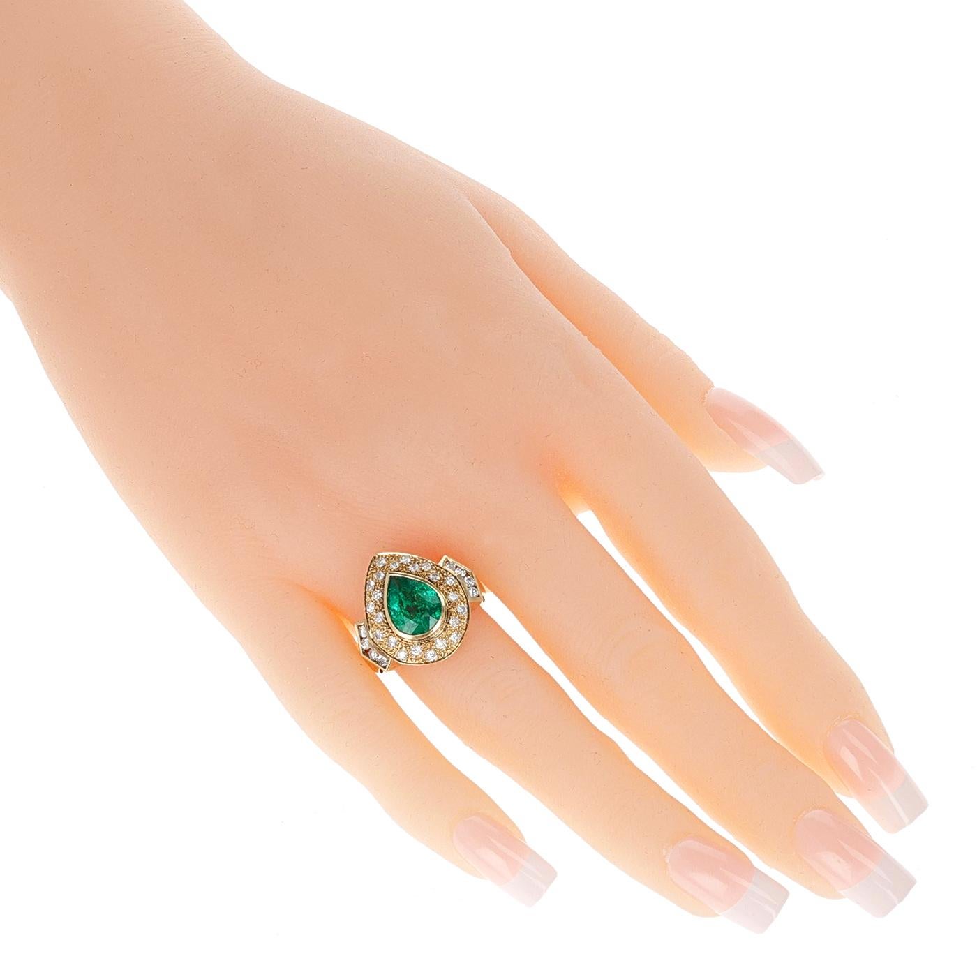Pear Cut GIA Certified Natural Colombian Emerald Cocktail Ring with Diamonds, 18K For Sale