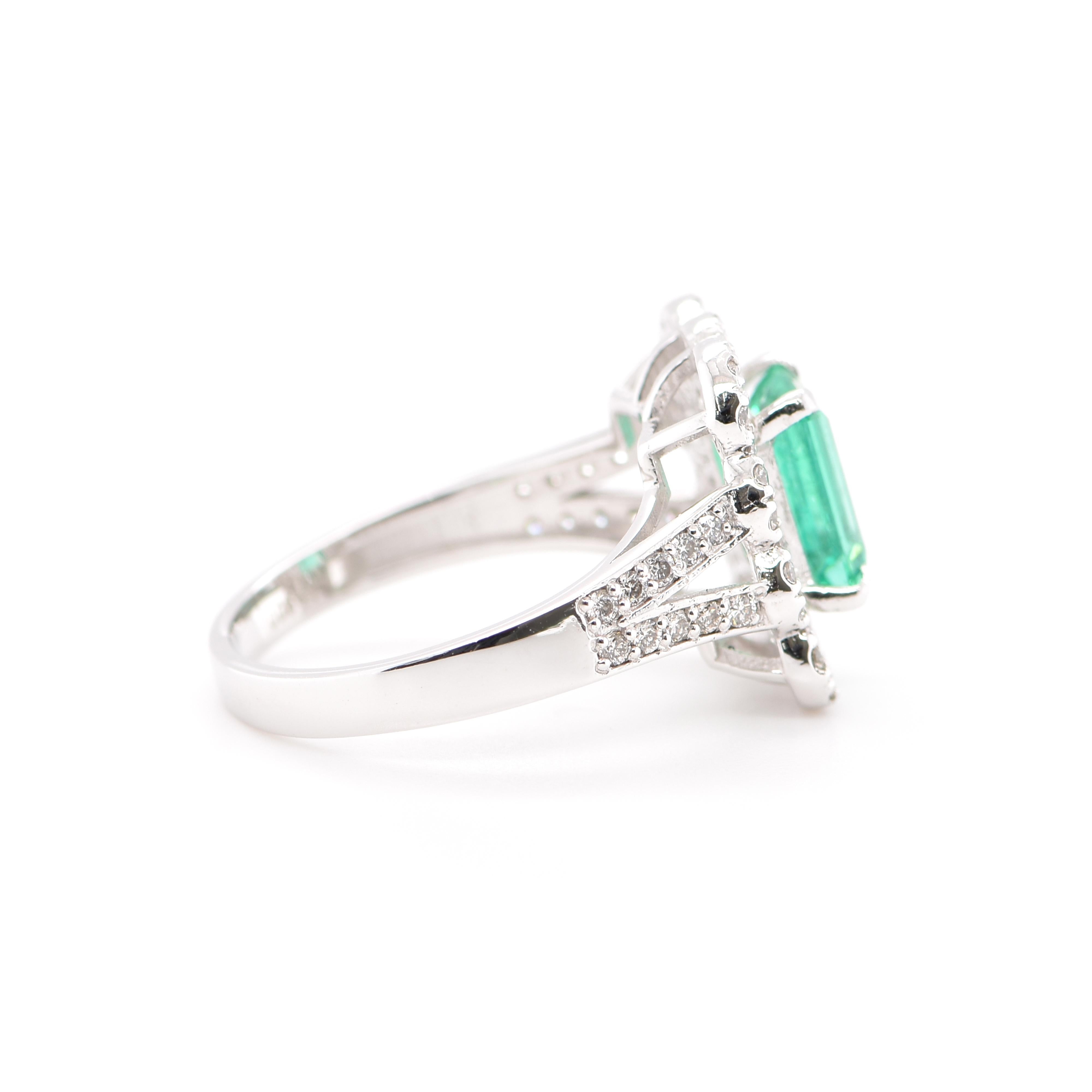 GIA Certified 1.23 Carat Natural Colombian Emerald Ring Set in Platinum In New Condition In Tokyo, JP