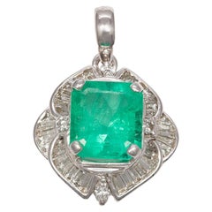 GIA Certified Natural Columbian Emerald and Diamond 18 karat White Gold Pendant