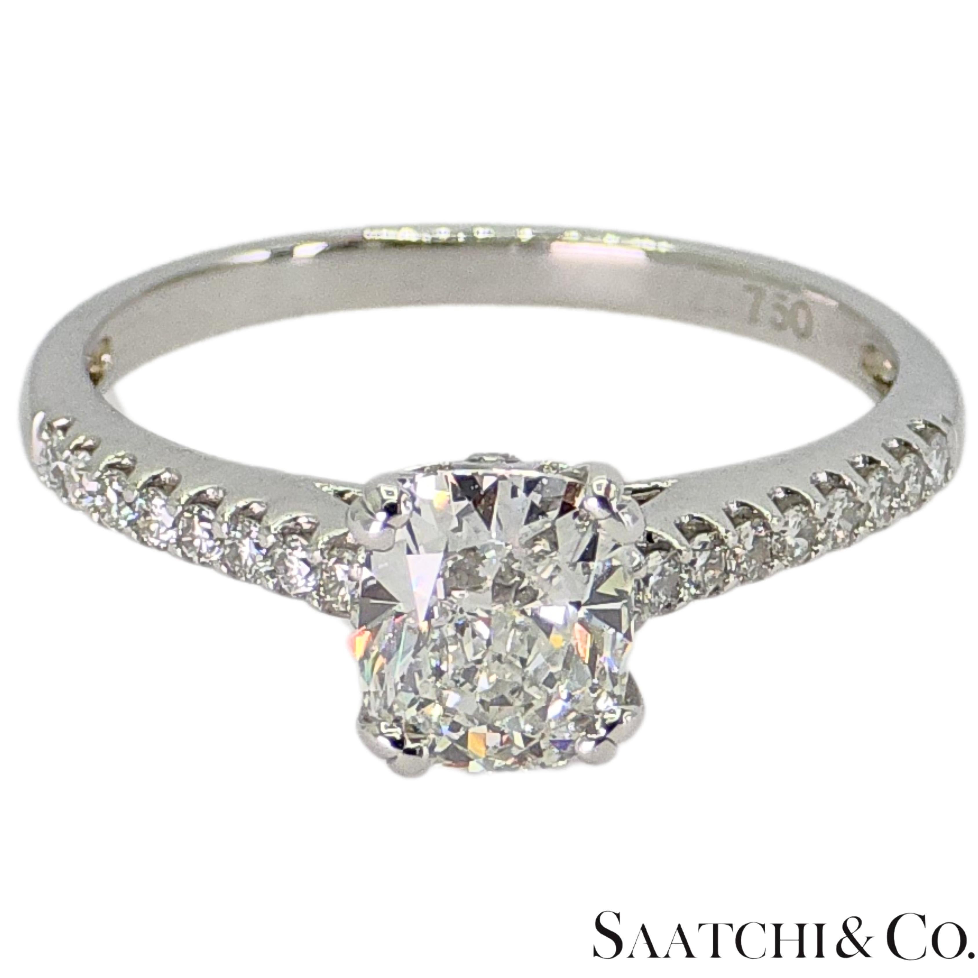 Contemporain Certifié GIA  Bague en or blanc 18k 750 diamants naturels taille coussin Taille 6 en vente