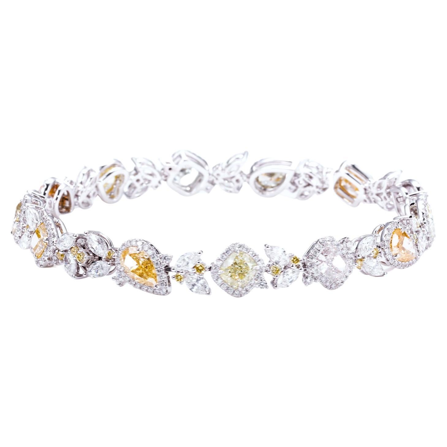 Bracelet en or 18 carats avec 13 diamants de couleur naturelle certifiés GIA, 7,47 carats