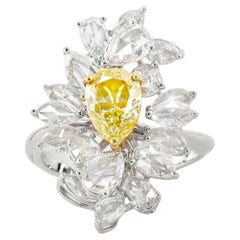 Bague fantaisie en or blanc 18 carats avec diamant poire jaune clair de couleur naturelle certifié GIA