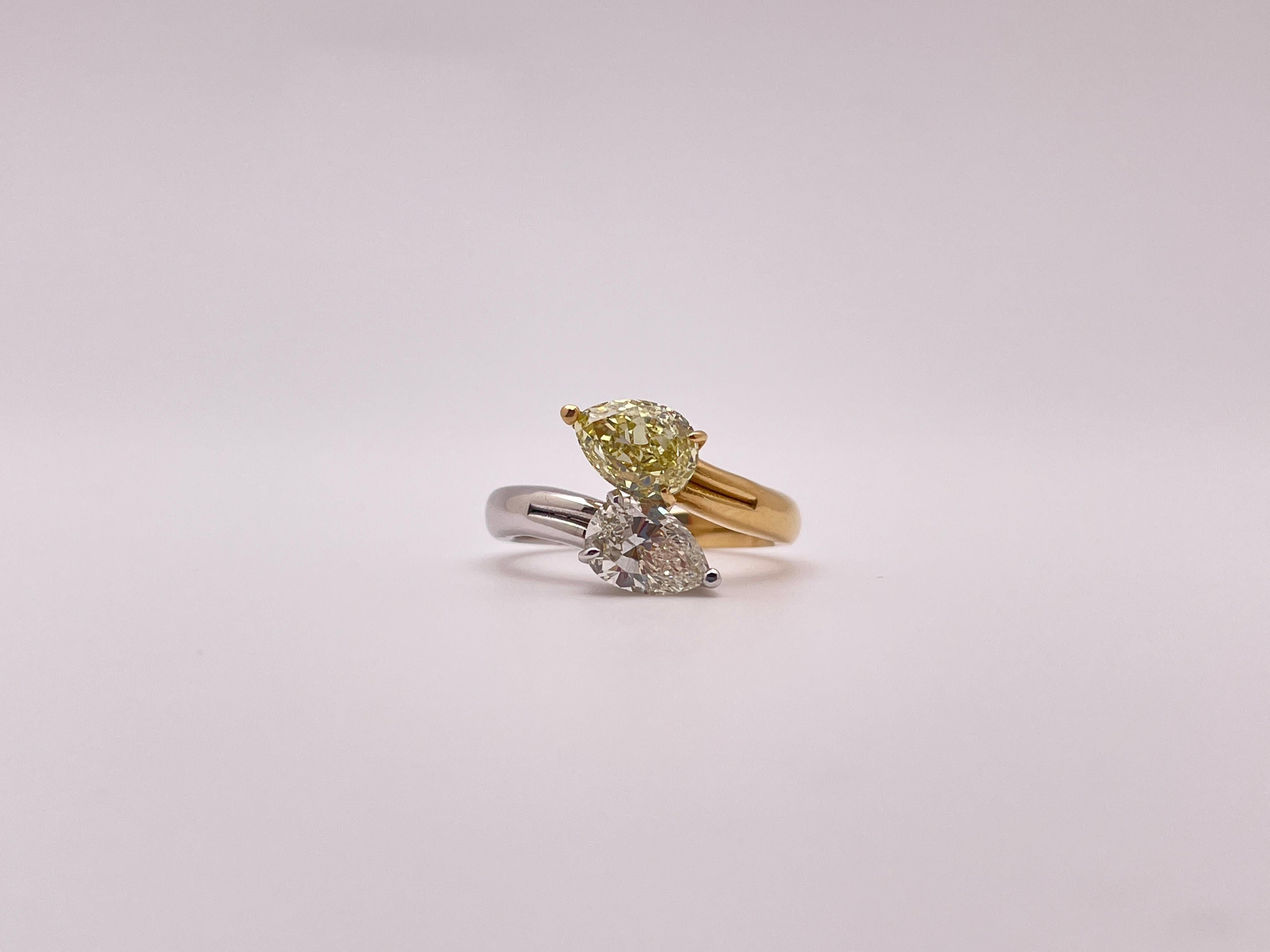 Verlobungsring, GIA-zertifizierter natürlicher gelber und weißer Fancy-Diamant im Zustand „Hervorragend“ im Angebot in Westport, CT