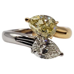 Bague de fiançailles en diamants blancs et jaunes de couleur naturelle certifiée GIA