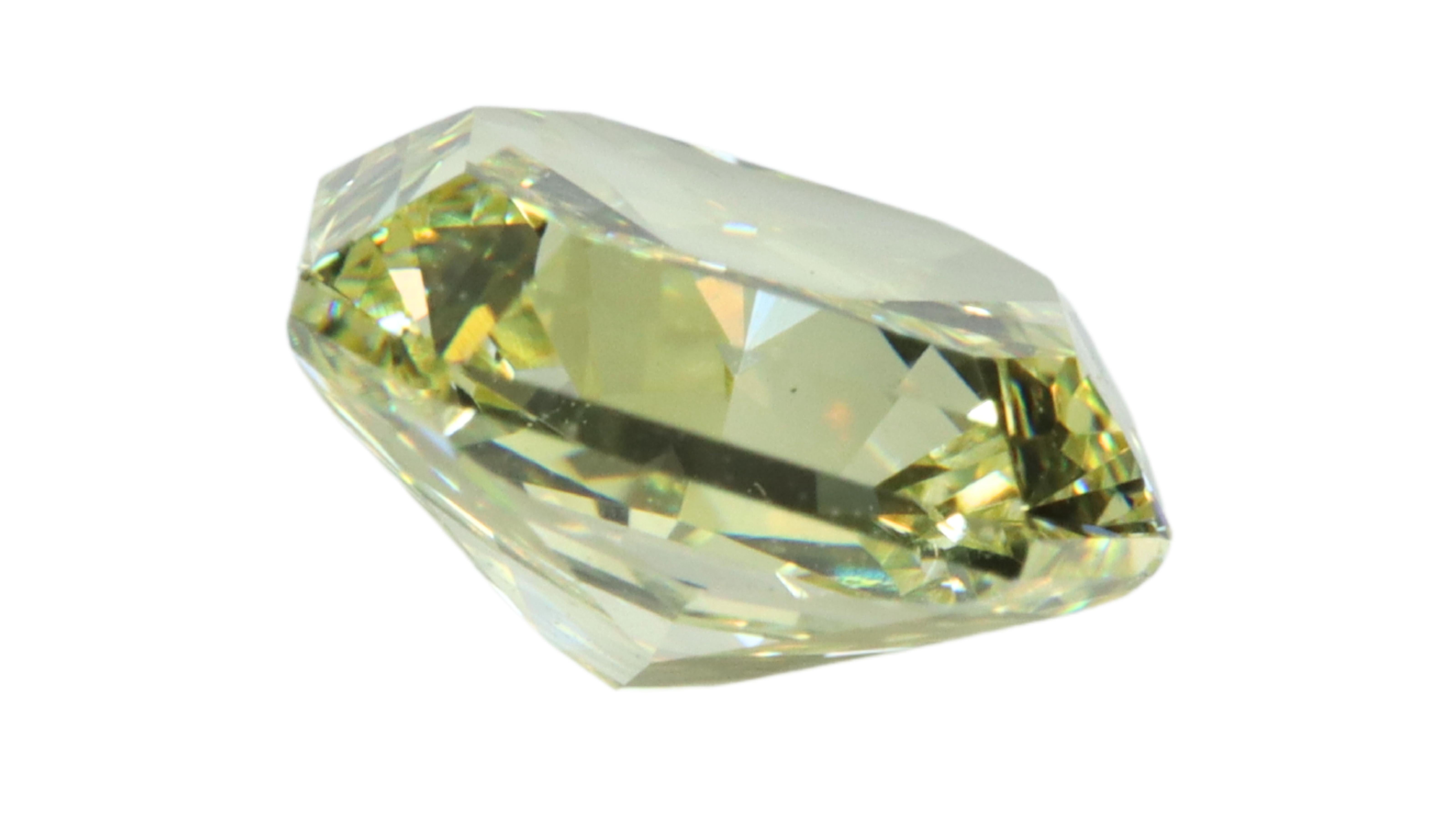 GIA Certified Natural Fancy Yellow Diamond 1.00ct In New Condition In Antwerpen, BE