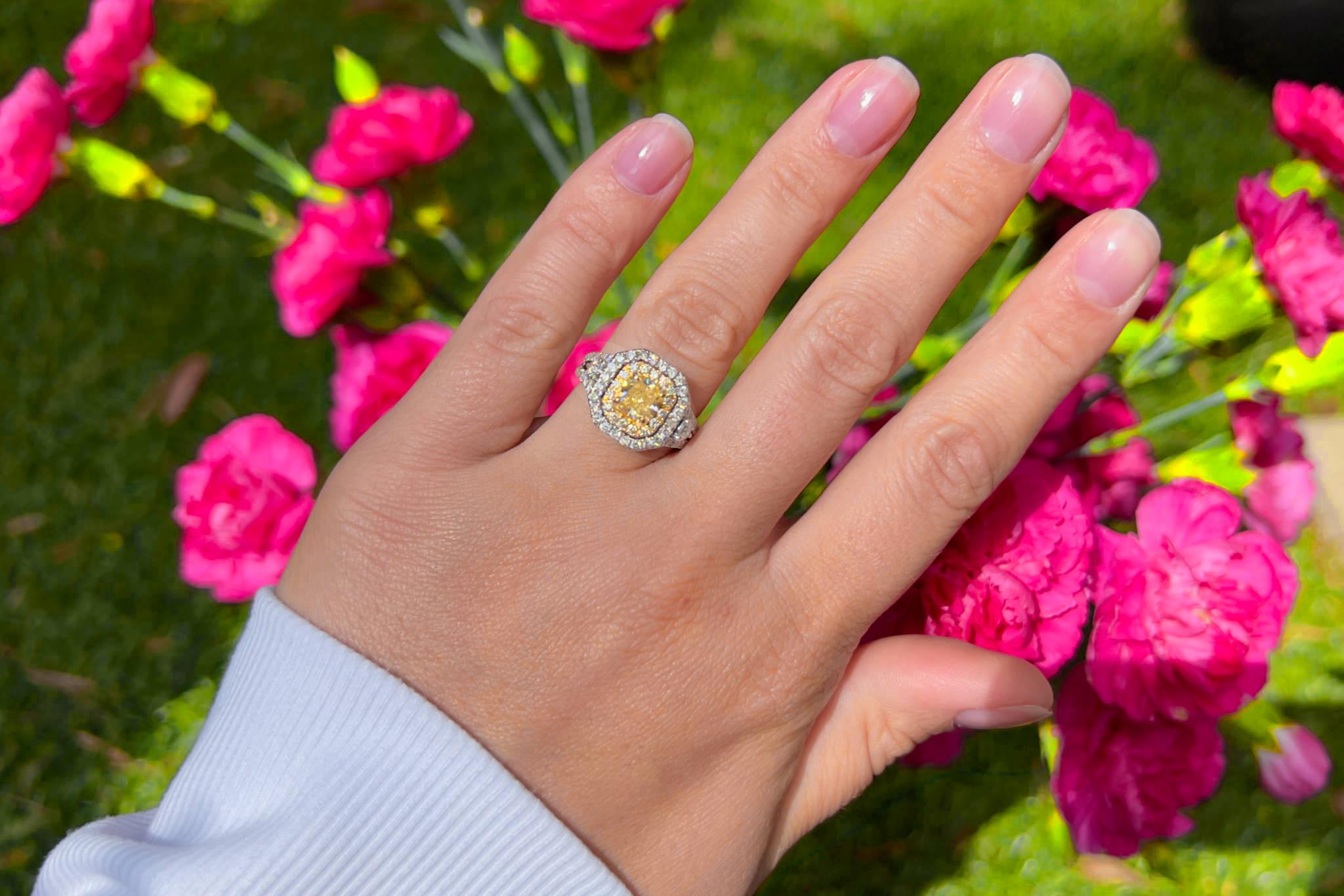 Asscher Cut GIA Certified Natural Fancy Yellow Diamond Ring 2 Carats 18K Gold For Sale