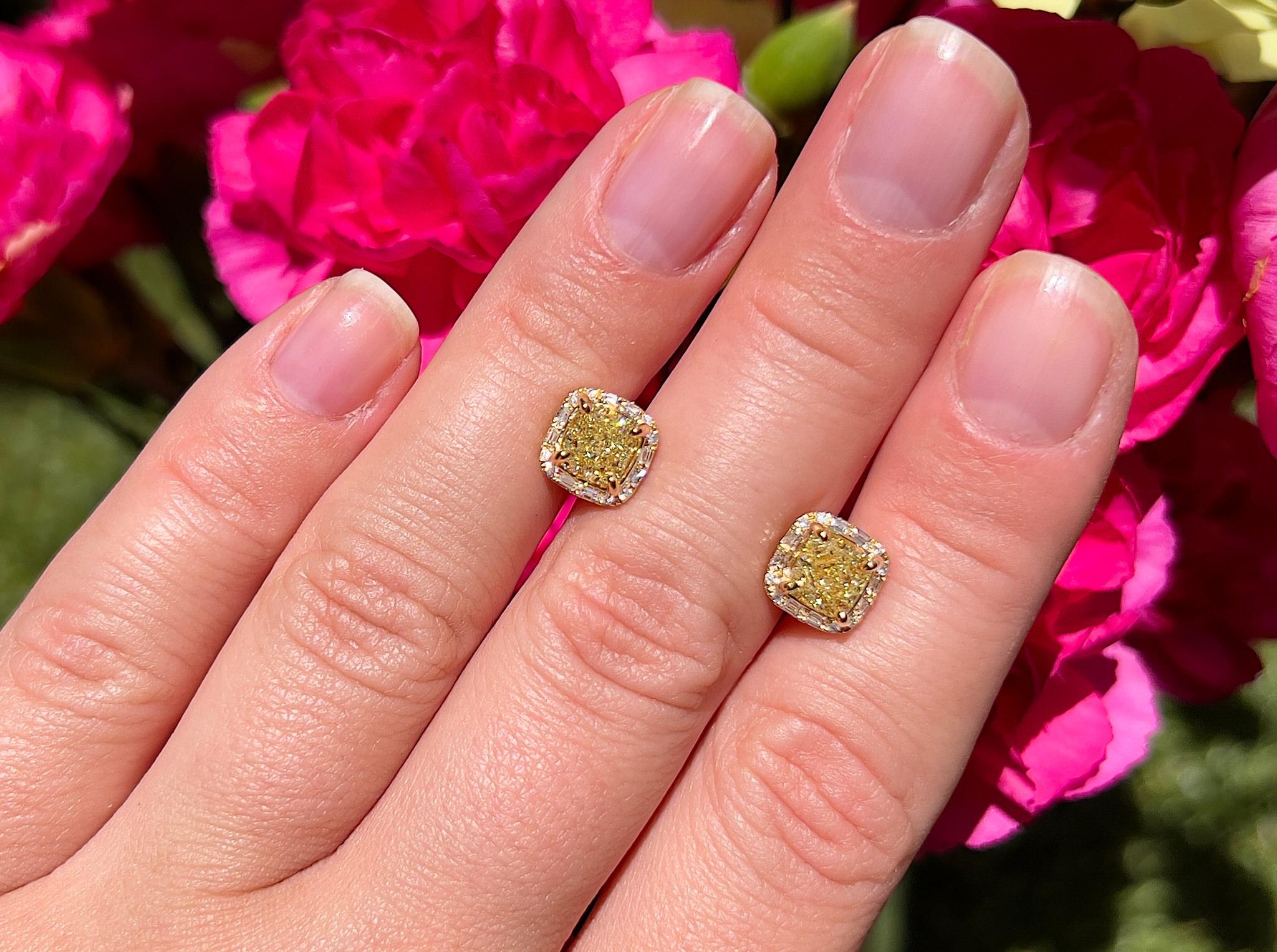 Contemporary GIA Certified Natural Fancy Yellow Diamond Stud Earrings 2.27 Carats 18K Gold For Sale