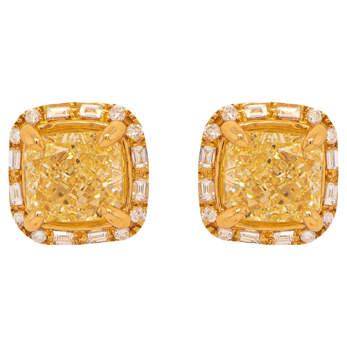GIA-zertifizierte natürliche gelbe Fancy-Diamant-Ohrstecker 2,27 Karat 18K Gold im Angebot