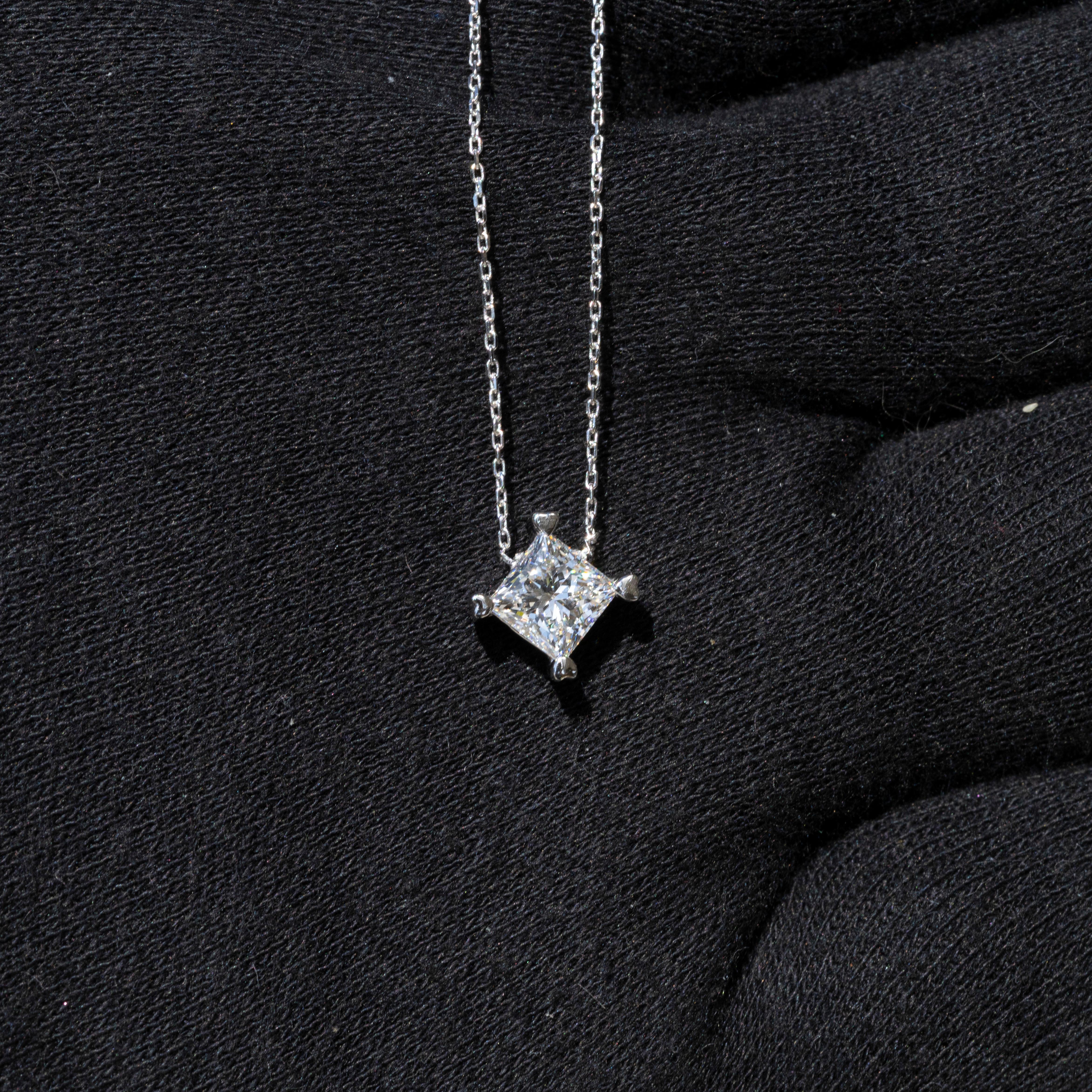 GIA Certified Natural Internally Flawless Princess Cut Diamond Necklace In New Condition In Boca Raton, FL