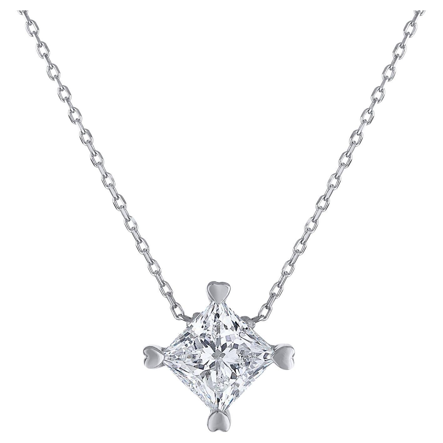 What is a flawless diamond?