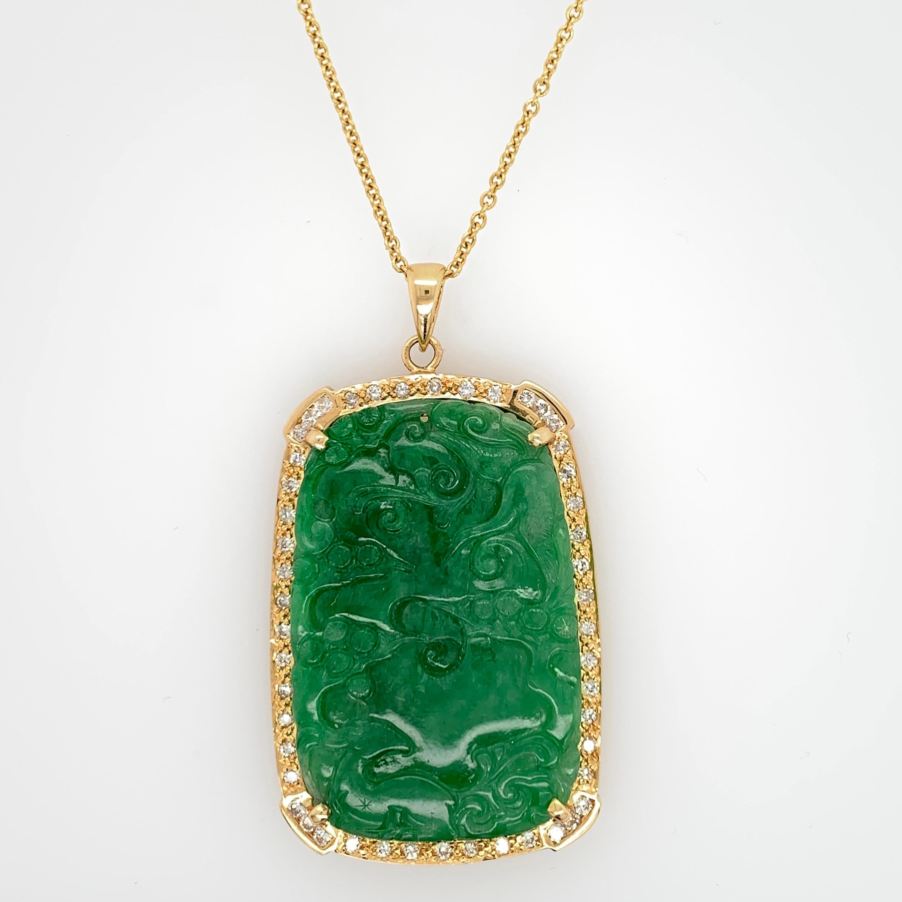 jade pendant gold