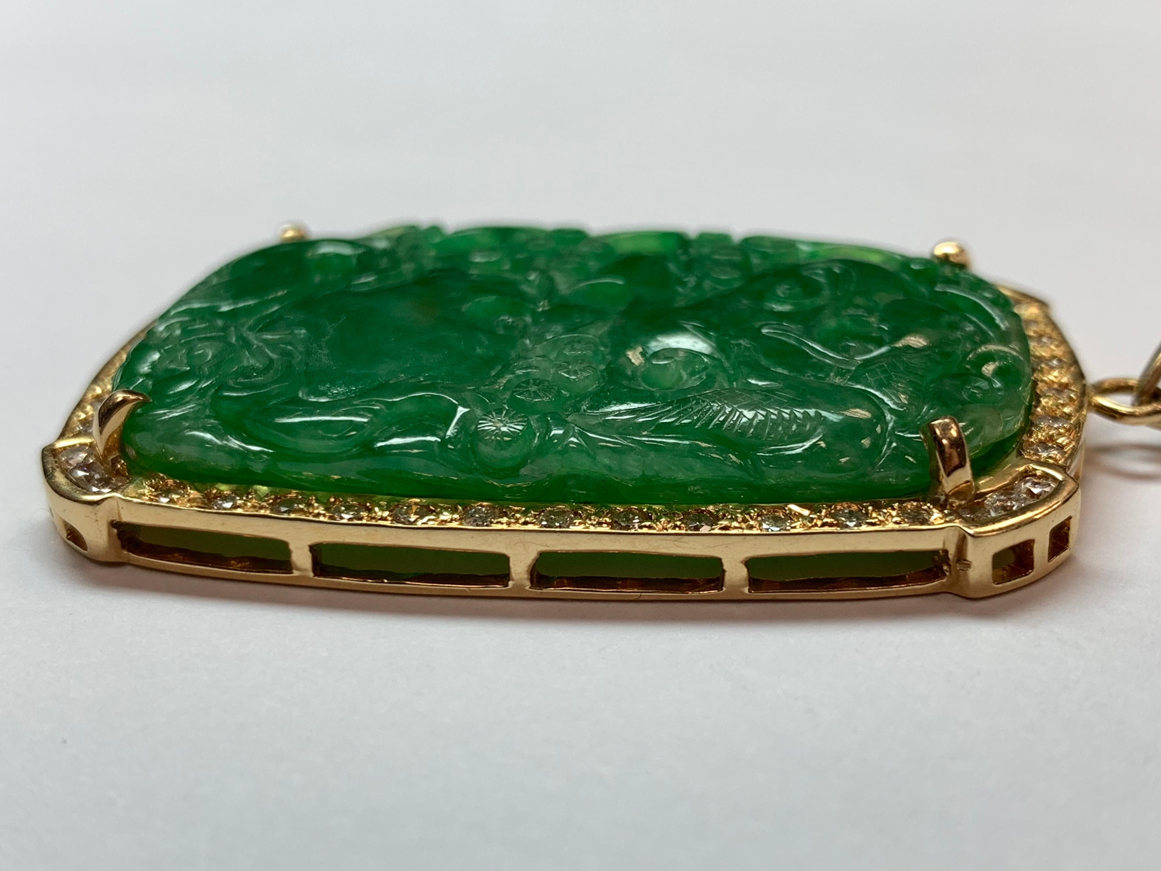 Pendentif en or avec diamants de 1 carat et jade translucide « A » en jadéite naturelle certifiée par le GIA en vente 3