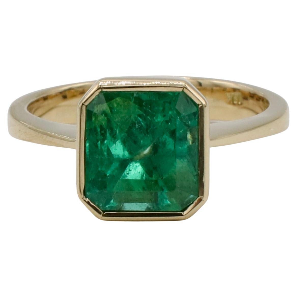 GIA Certified Natural No Oil Columbian Emerald 18 Karat Yellow Gold Ring 
Metal: 18k yellow gold
Weight: 6.02 grams
GIA report number: 2231437146
Emerald: 8.6 x 8 x 6.6mm, approx. 3.00 carat natural Columbian emerald, no treatment
Top: 9.8 x