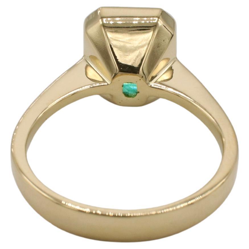 Emerald Cut GIA Certified Natural No Oil Columbian Emerald 18 Karat Yellow Gold Ring For Sale