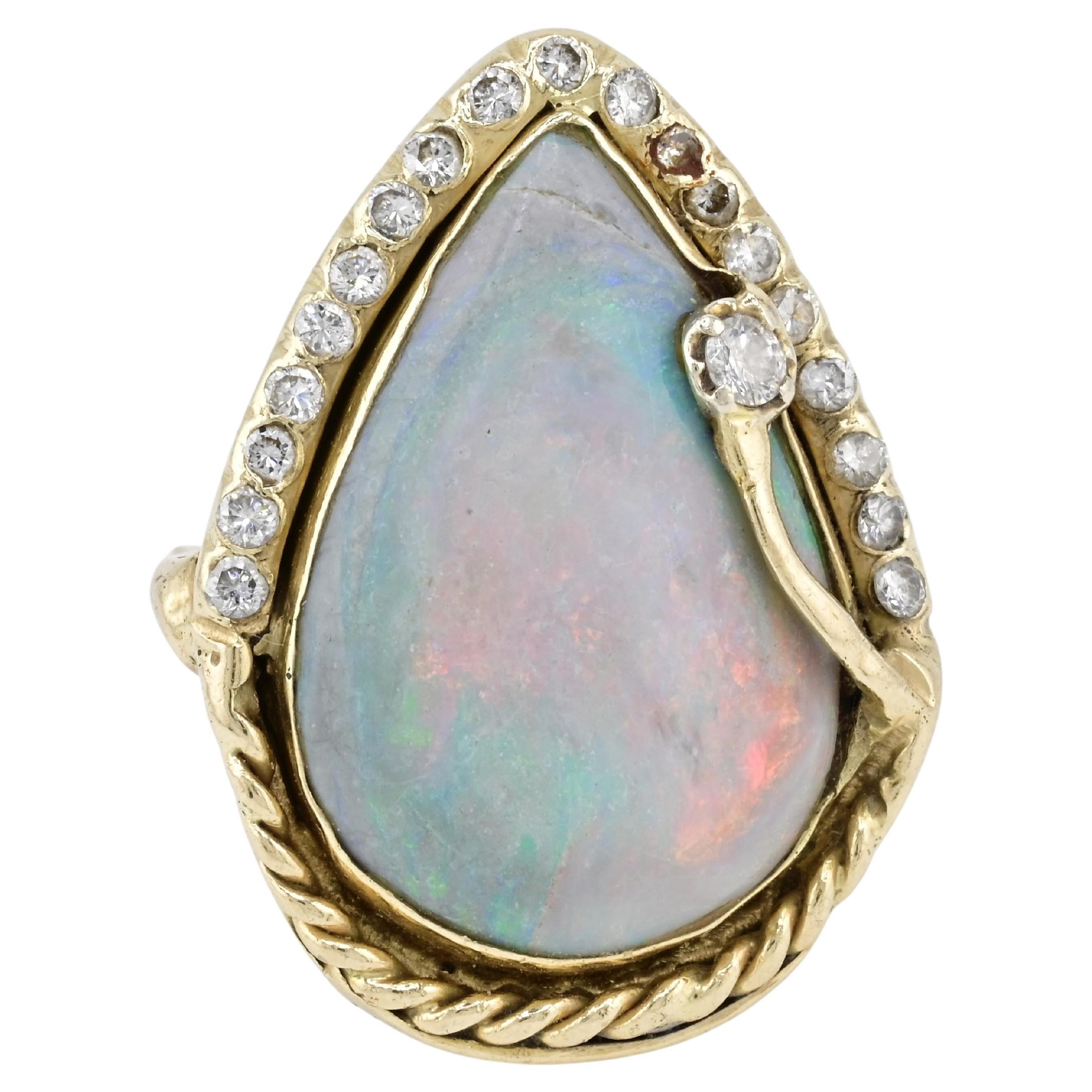 Anello con opale naturale e diamante 14k certificato GIA - Cabochon grigio chiaro 23x15 mm in vendita