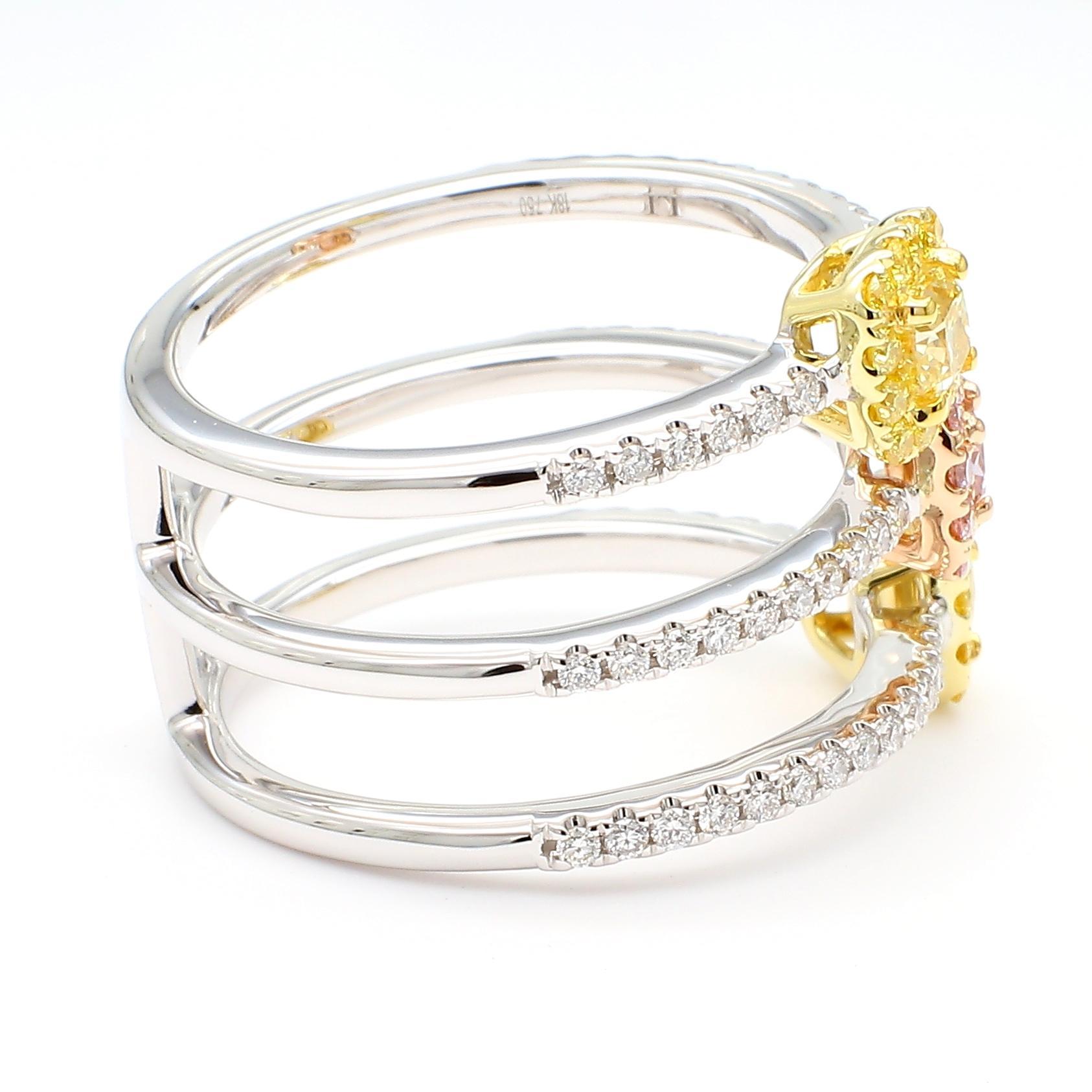 Taille coussin Bague cocktail rose naturelle certifiée par le GIA, avec diamant coussin de 1.32 carats poids total en vente