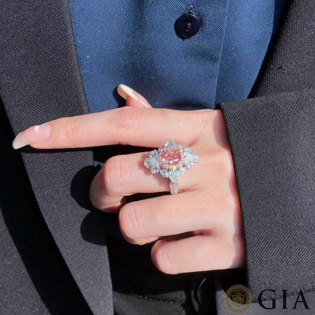 Im Angebot: GIA Certified Natural Pink Diamond Halo White Diamond Ring - Eze Schmuck () 3