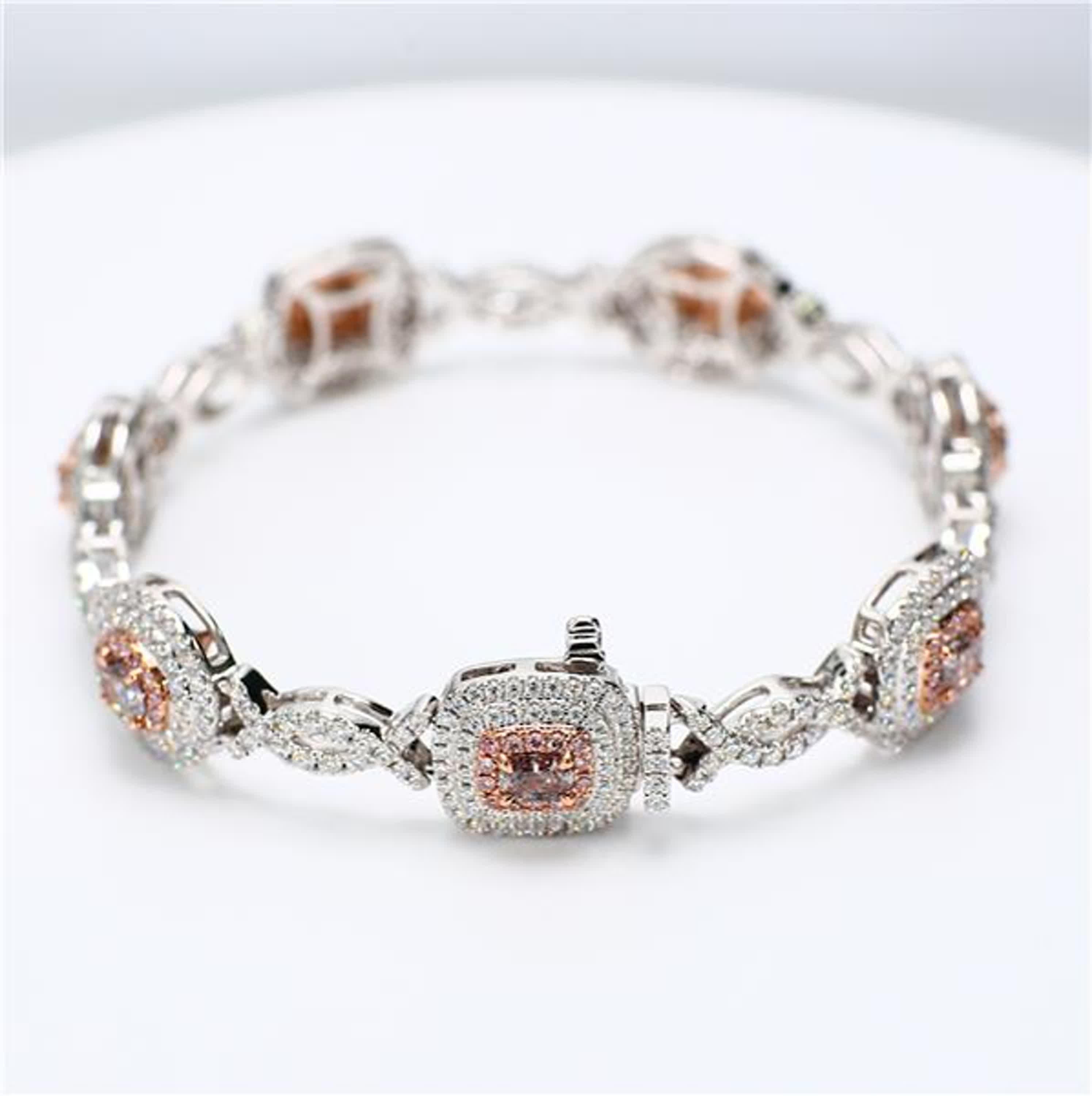 Taille ronde Bracelet en or de 5.78 carats avec diamants blancs et mélange de rose naturel certifiés GIA