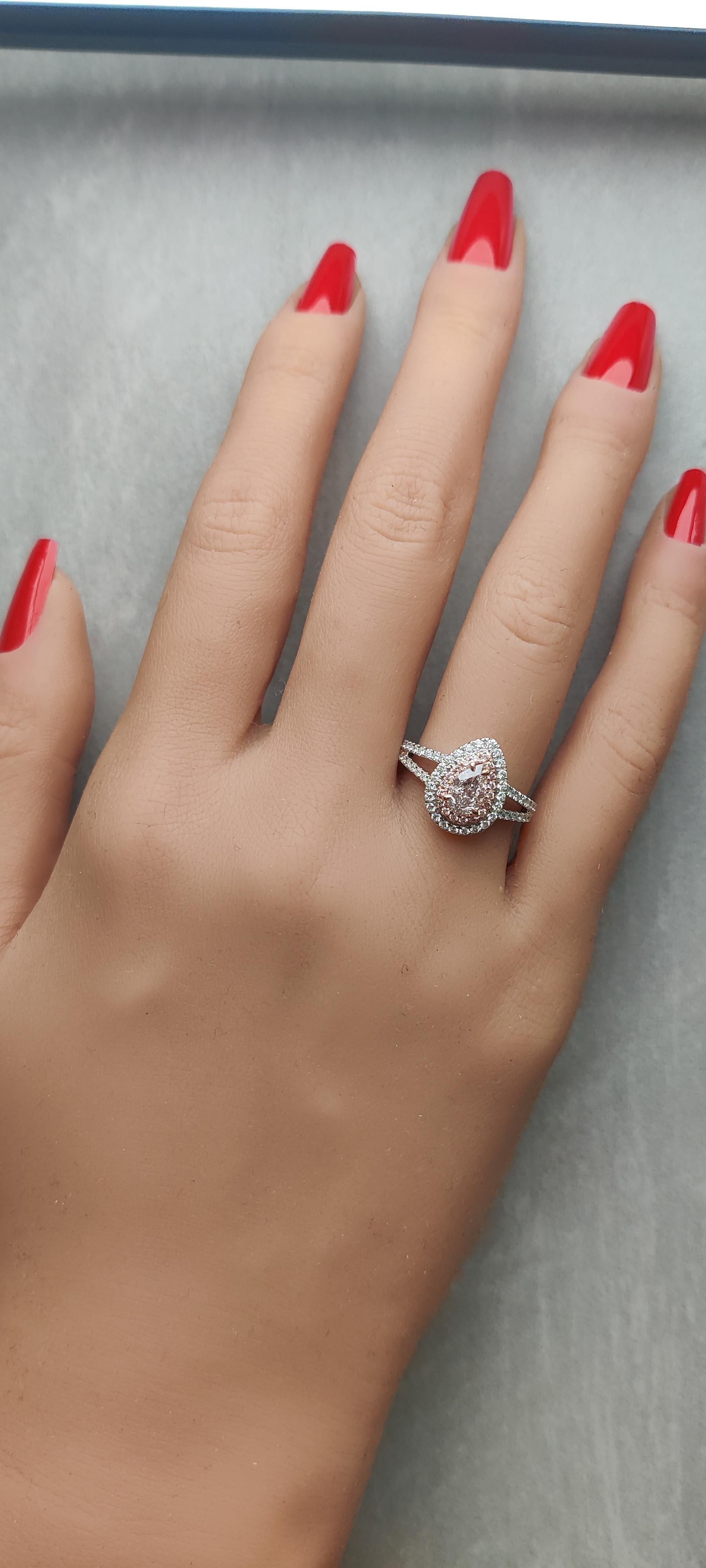 GIA Certified Natural Pink Pear Diamond 1.17 Carat TW Gold Cocktail Ring In New Condition For Sale In New York, NY
