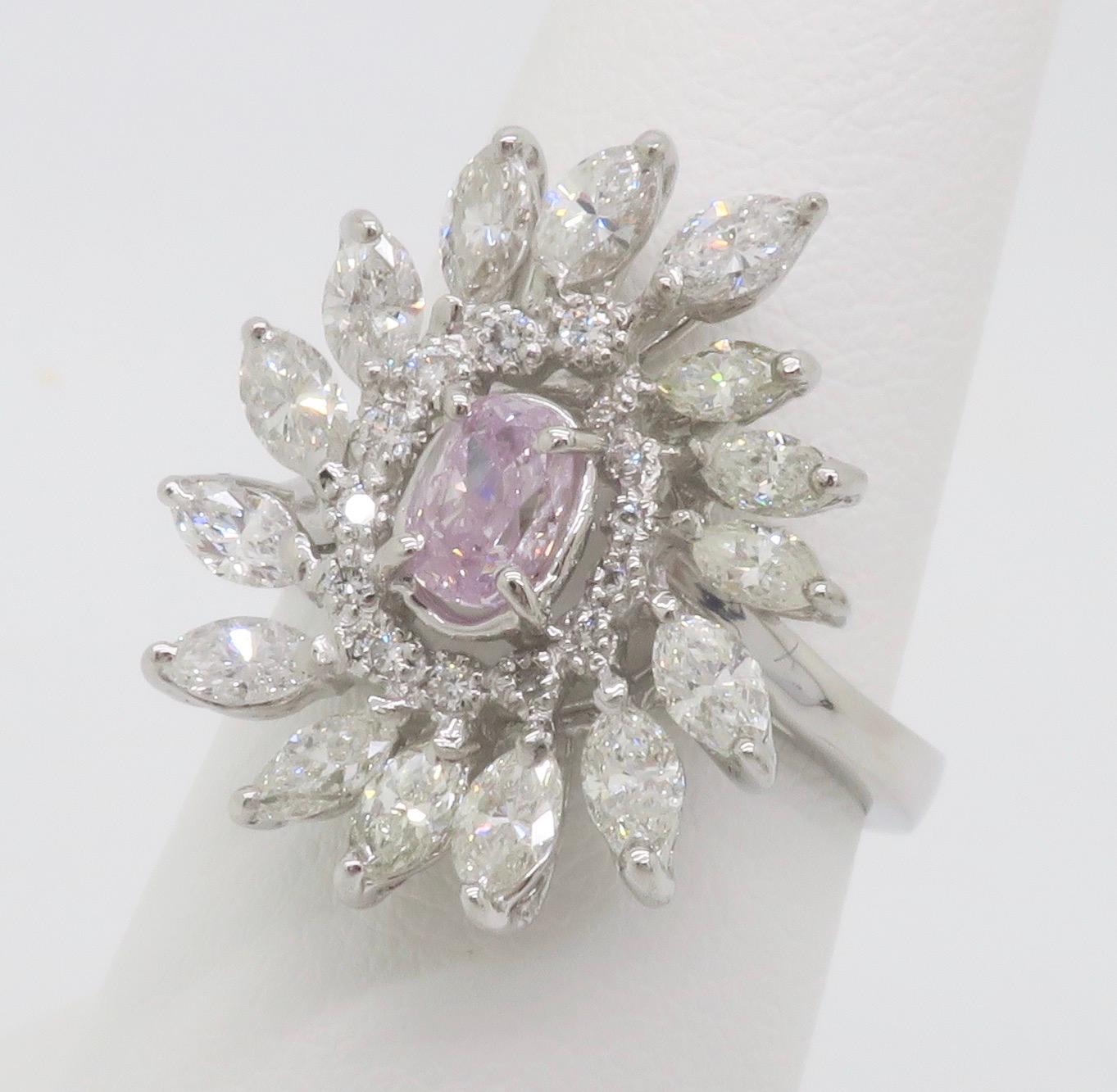 Diamante en talla cojín de color rosa púrpura natural certificado por el GIA en oro blanco de 18 quilates Corte cojín en venta