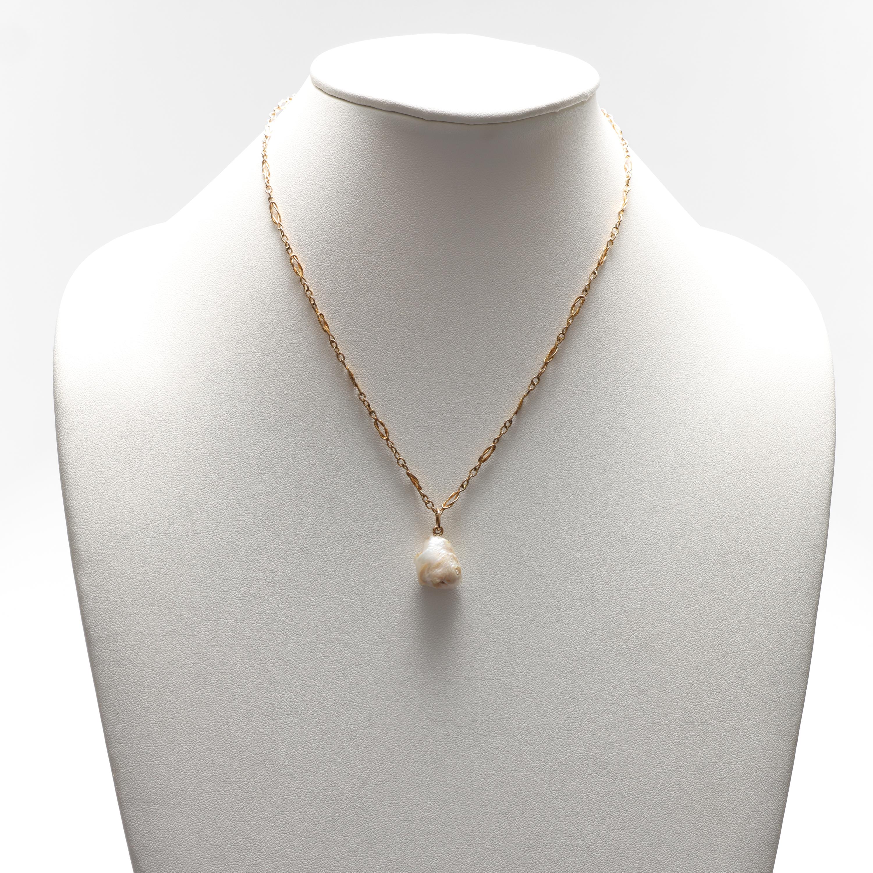 Collana, ciondolo e orecchini di Pearl River, rari, certificati GIA In condizioni ottime in vendita a Southbury, CT