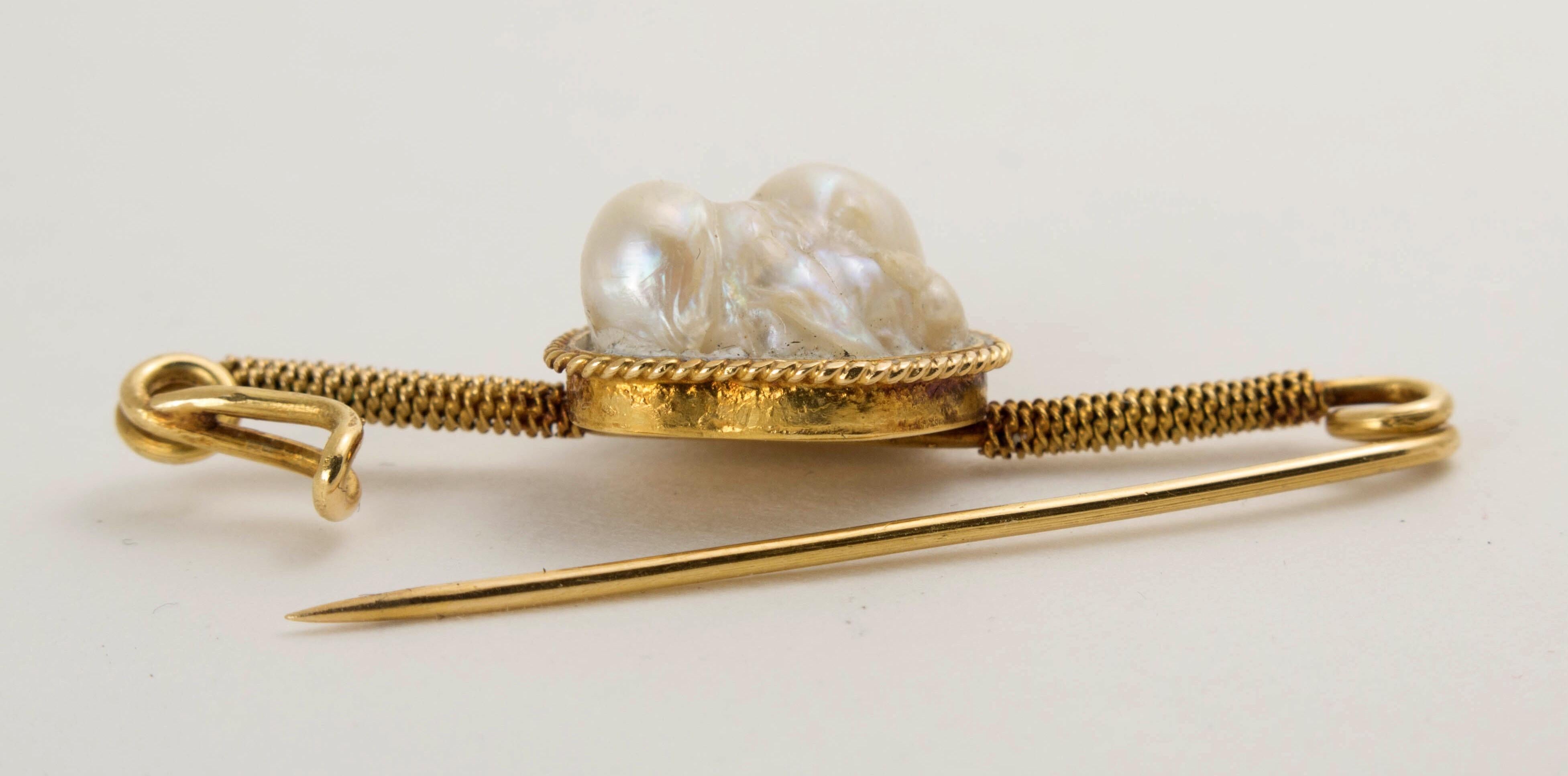 Modern GIA Certified Natural Salt Water Blister Pearl Gold Pin