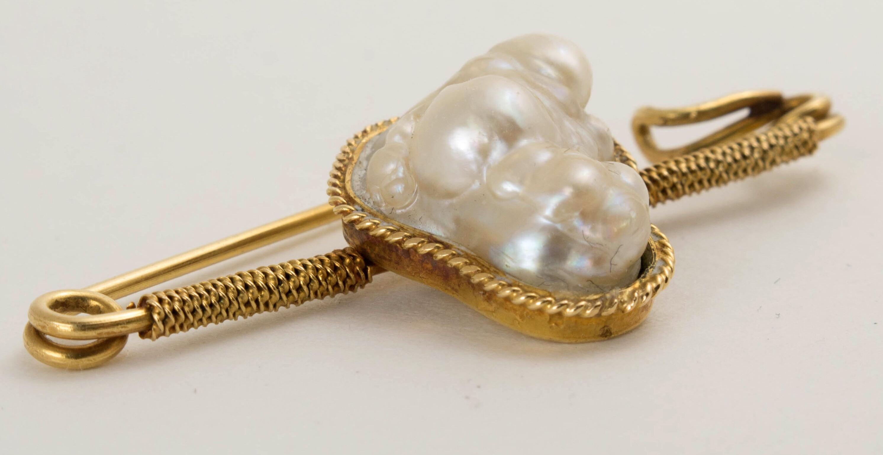 GIA Certified Natural Salt Water Blister Pearl Gold Pin In Good Condition In Austin, TX