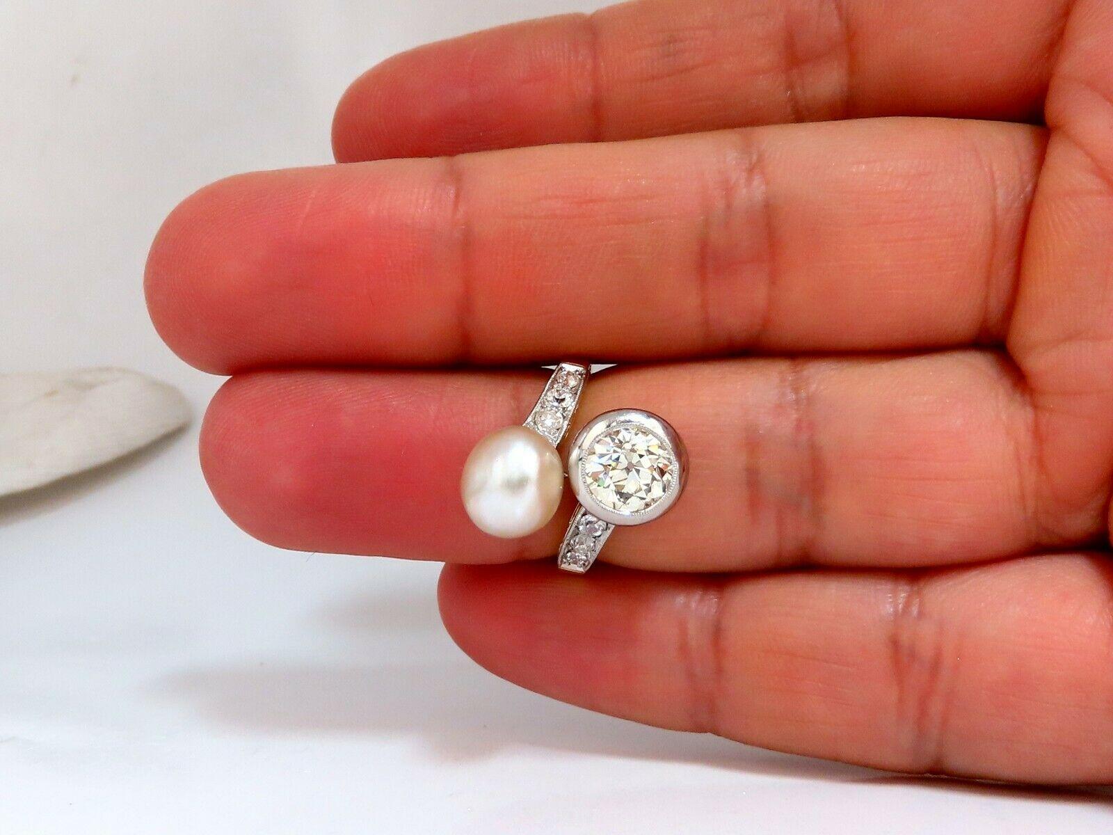 GIA Certified Natural Saltwater Pearl Light Yellow Diamonds Ring 18 Karat In New Condition For Sale In New York, NY