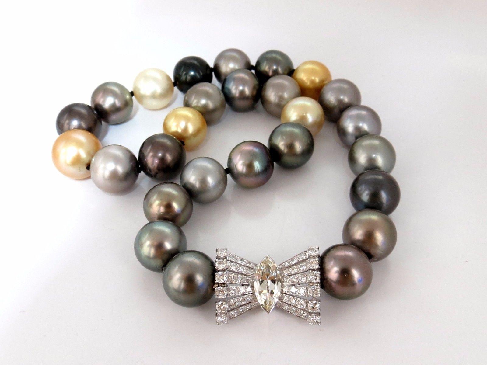 GIA certified Natural Tahitian Pearl Necklace 4.00ct. diamonds 18Kt Magnificent en vente 1