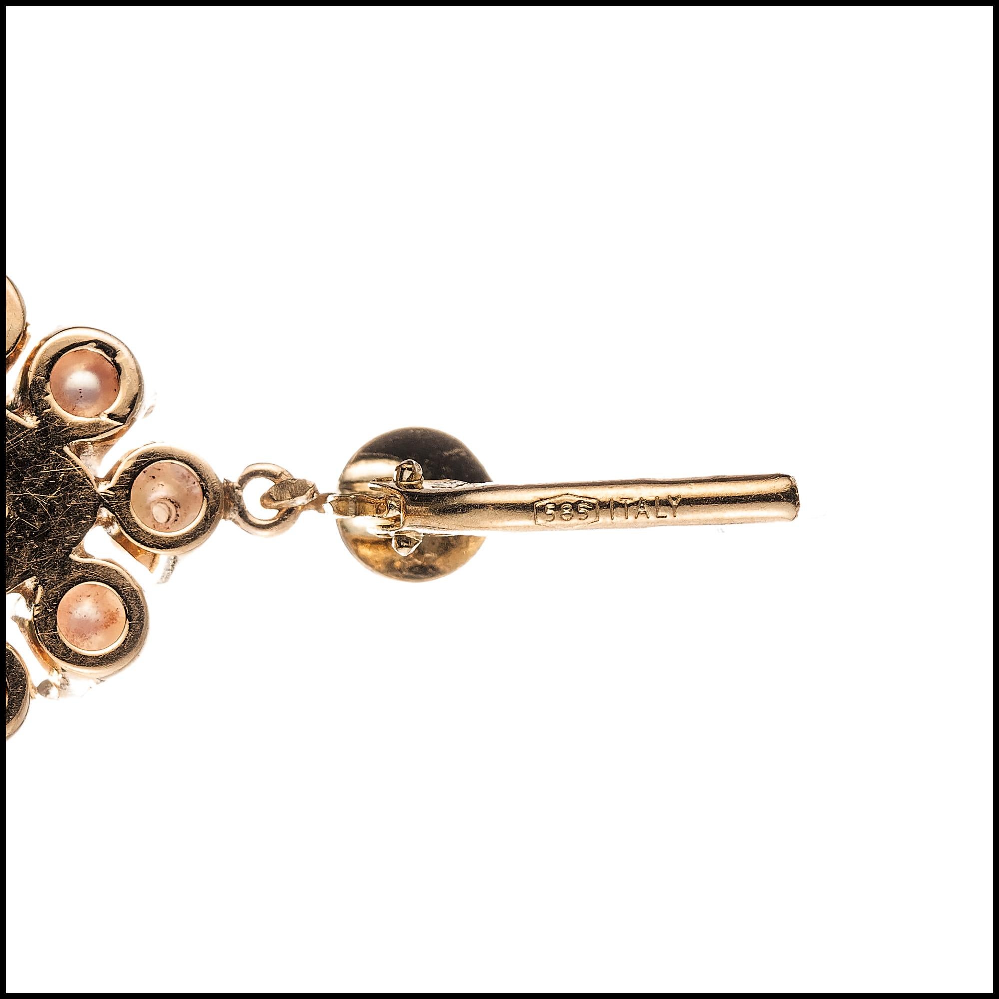 Pendants d'oreilles en or avec halo de perles turquoise naturelles certifiées par le GIA Pour femmes en vente